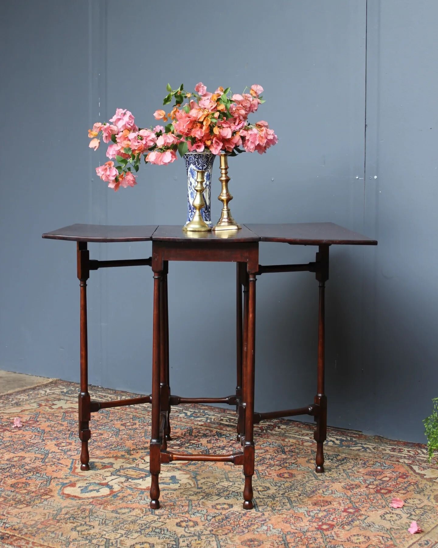 Rather special Georgian mahogany spider table. Circa 1790.&nbsp;This is the only one we have ever had as they are hard to come by.&nbsp;&nbsp;
&nbsp;Oblong drop leaf top, supported by gate leg action. Raised on eight finely turned legs.&nbsp; The tim