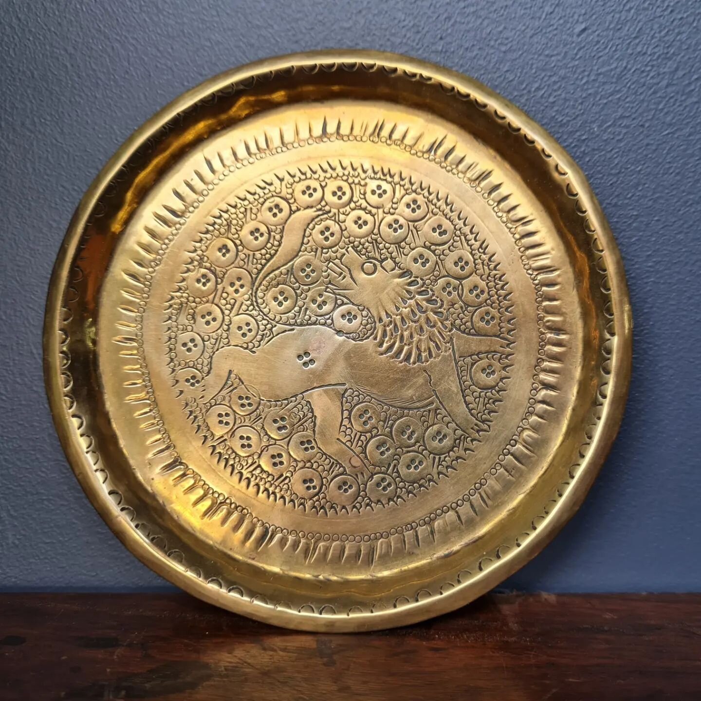 Love this little Persian brass tray with a lion to the centre.&nbsp; It is 136mm across &amp; has a good weight to it. $38.
Postage $9.70&nbsp; Australia wide.
Comment sold to purchase &amp; we will reply &amp; message to confirm.

We are happy to co