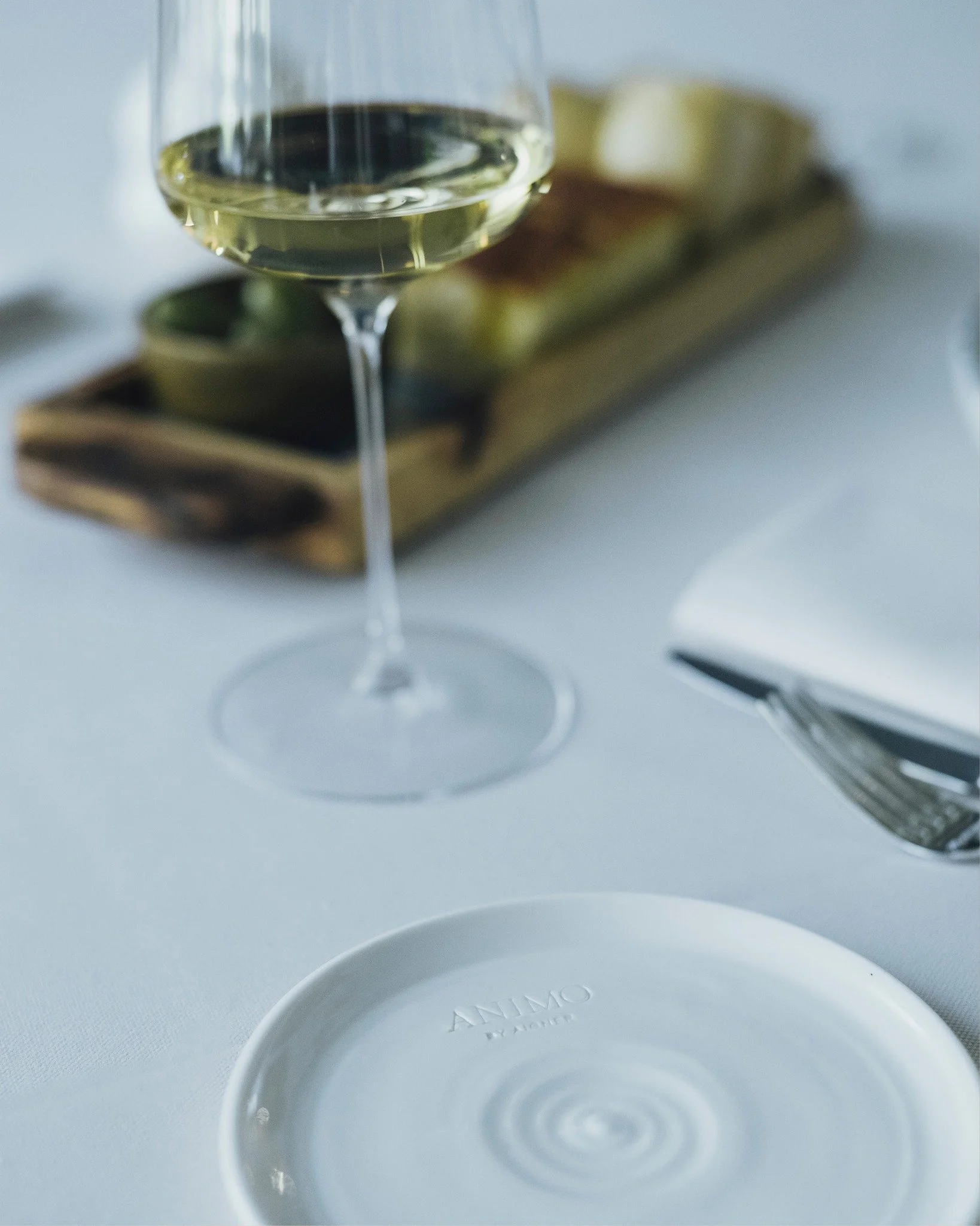 Hello October. 🍂🍷
Herbst bedeutet: kürzere Tage, längere Abende. Mehr AMORE, mehr Genuss, mehr Zeit für das, was zählt. 
#octoberfeels #salzburgplaces #herbstgenuss #abendstimmung #cozyvibes