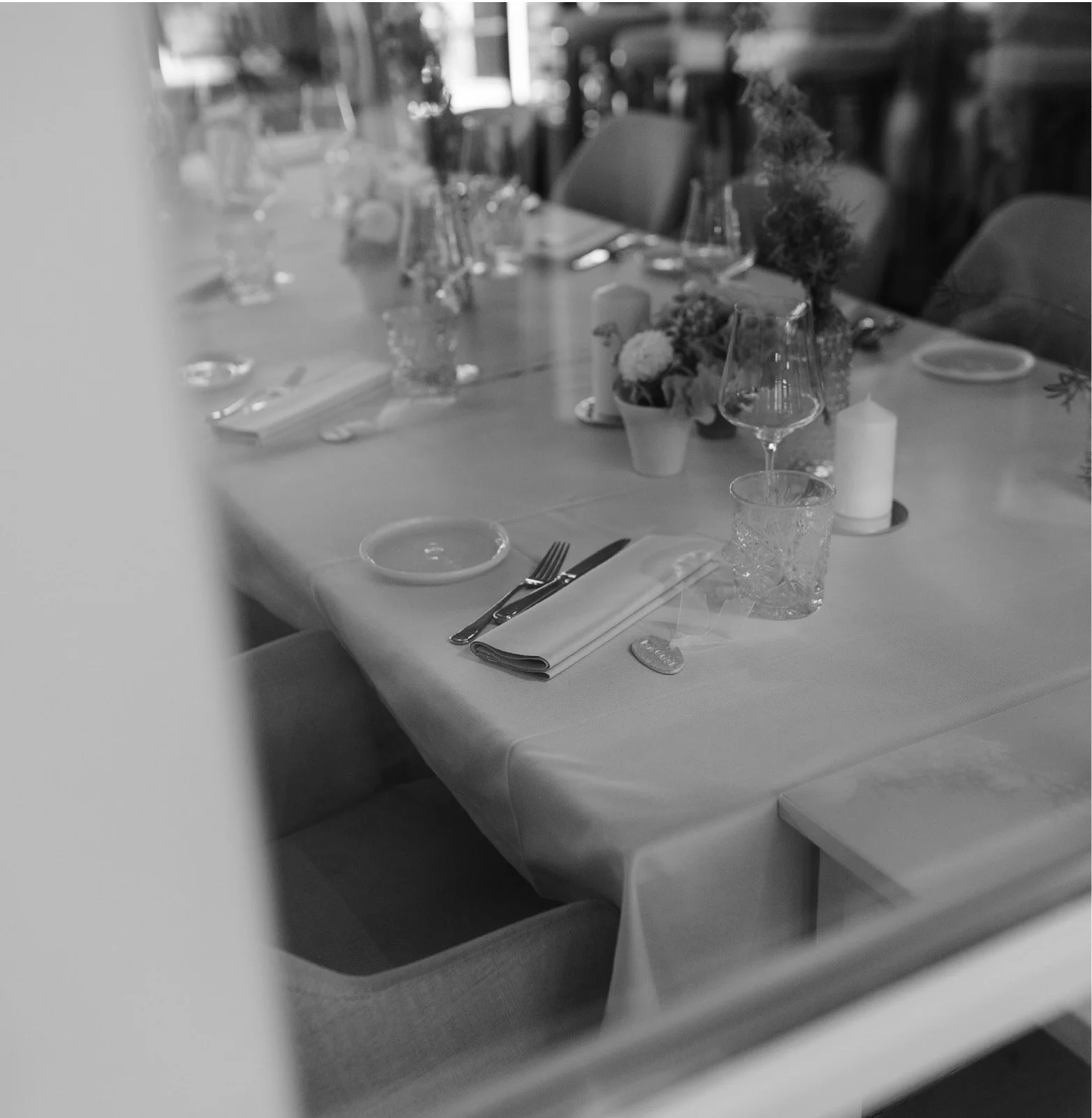 Gedeckter Tisch für eine Hochzeit im ANIMO by Aigner in Salzburg