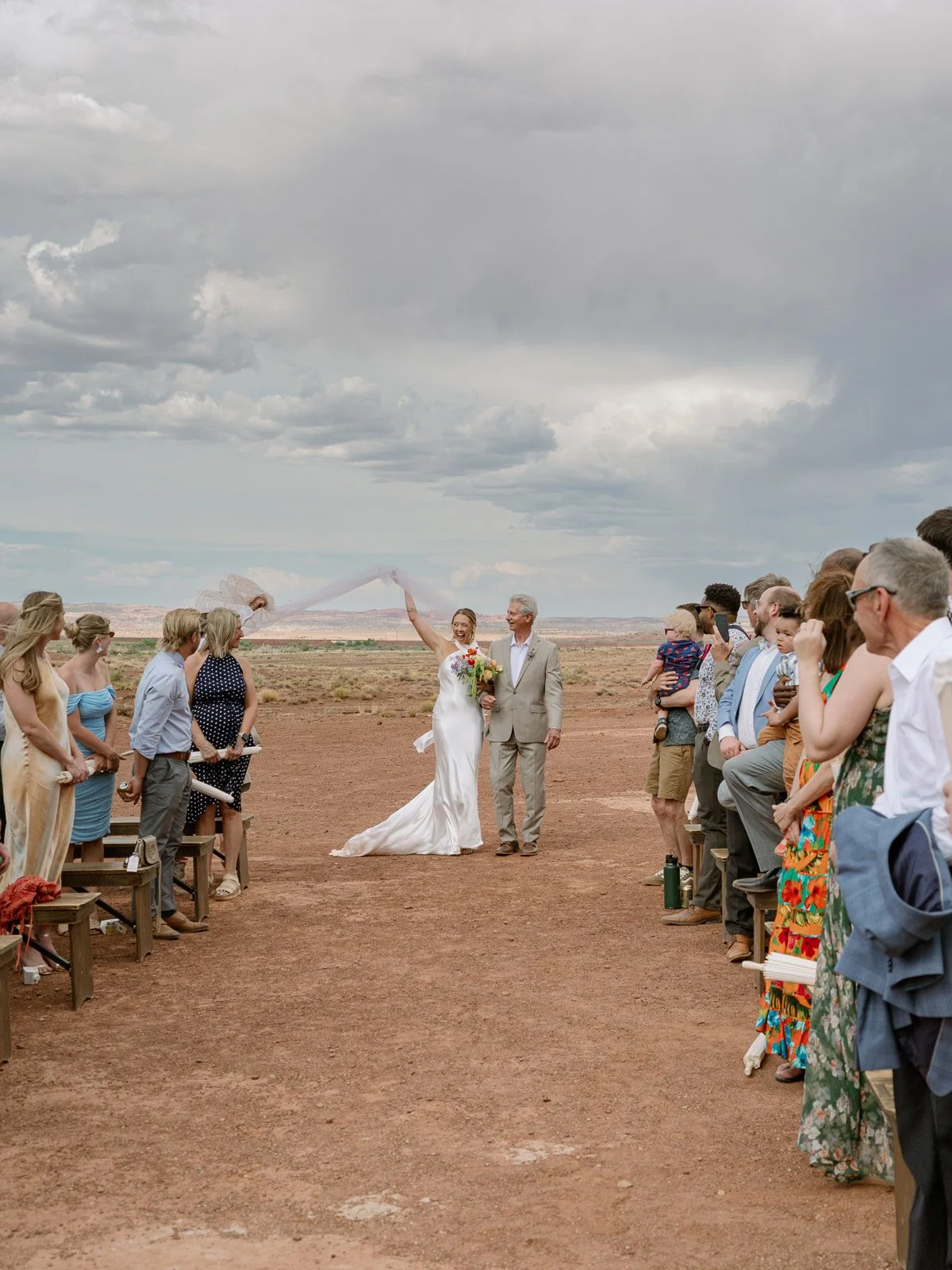 ZoeConnorWedding_RedEarthMoab_MadisonKatlinPhotography-3-18.jpg