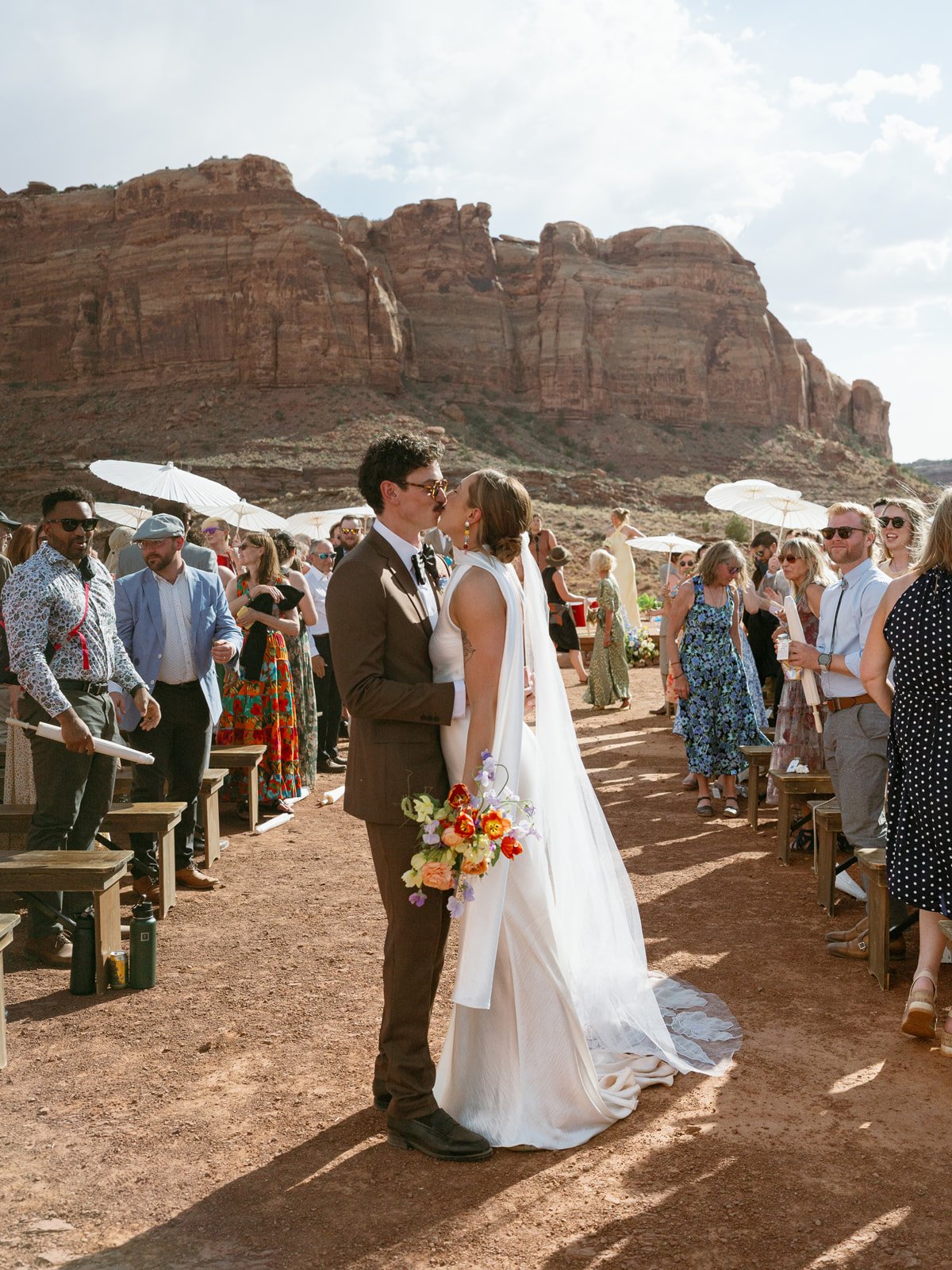 ZoeConnorWedding_RedEarthMoab_MadisonKatlinPhotography-3-39.jpg