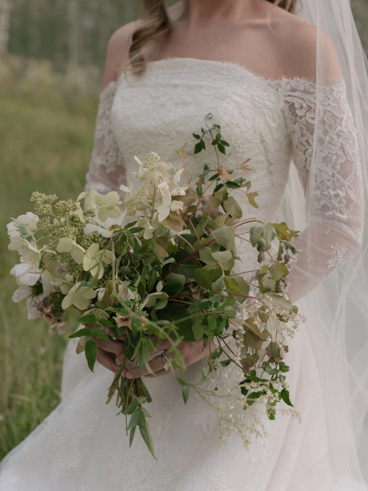 Lily&MikeWedding_FlyingDiamondRanch_MadisonKatlinPhotography-57.jpg