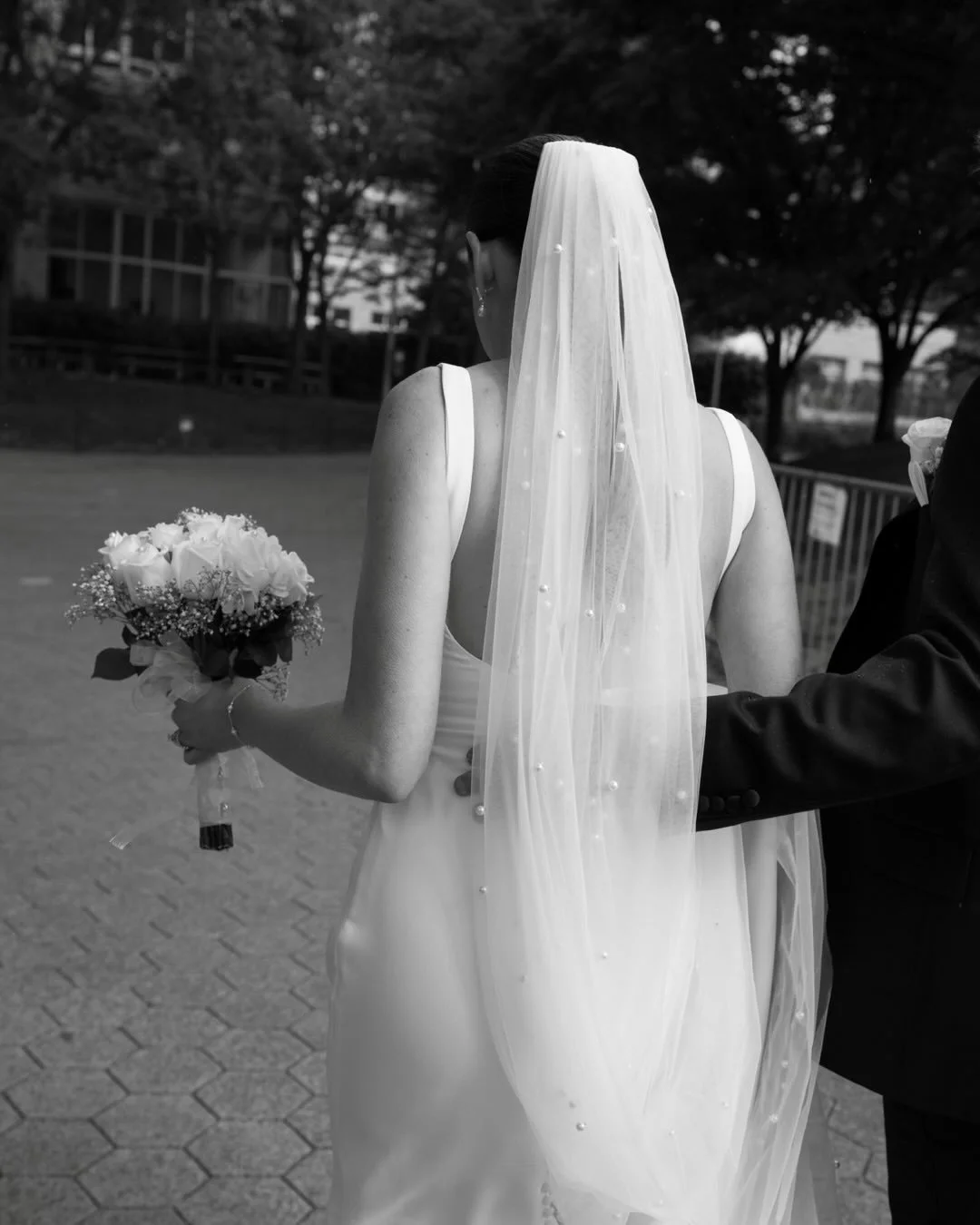 intimate long island city wedding at maiella with stefanie + anthony last may. grew up in queens so getting to document days like this here never gets old.

💌 nyc wedding photographer | queens wedding photographer | long island city wedding