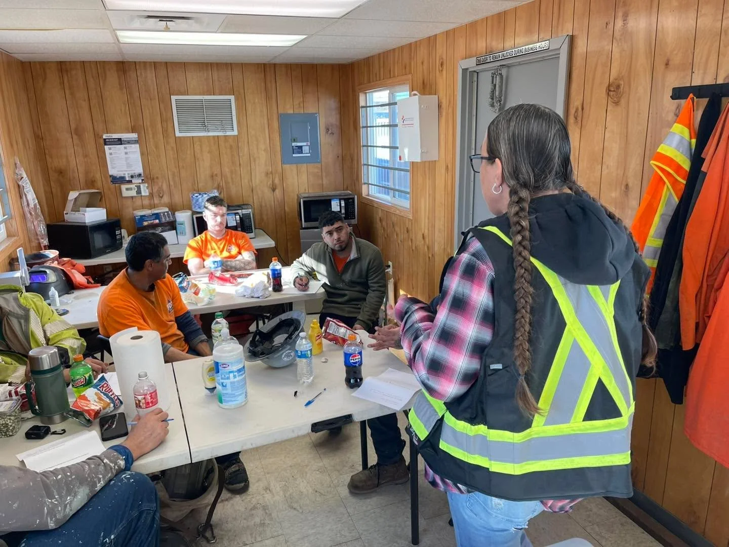 Out visiting Local 300 Industrial Painters working for signatory contractor, FD Thomas, at the Magnolia Water Tank.