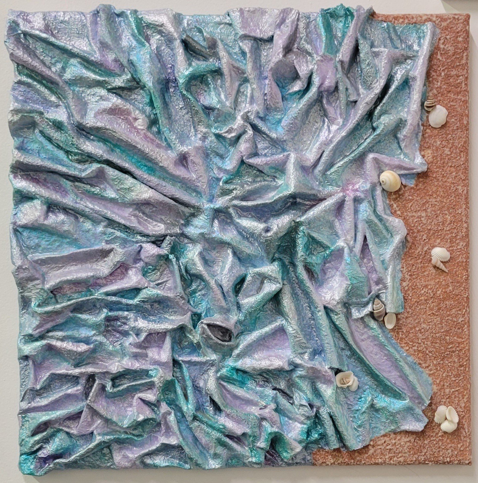 Neptunian Gloaming