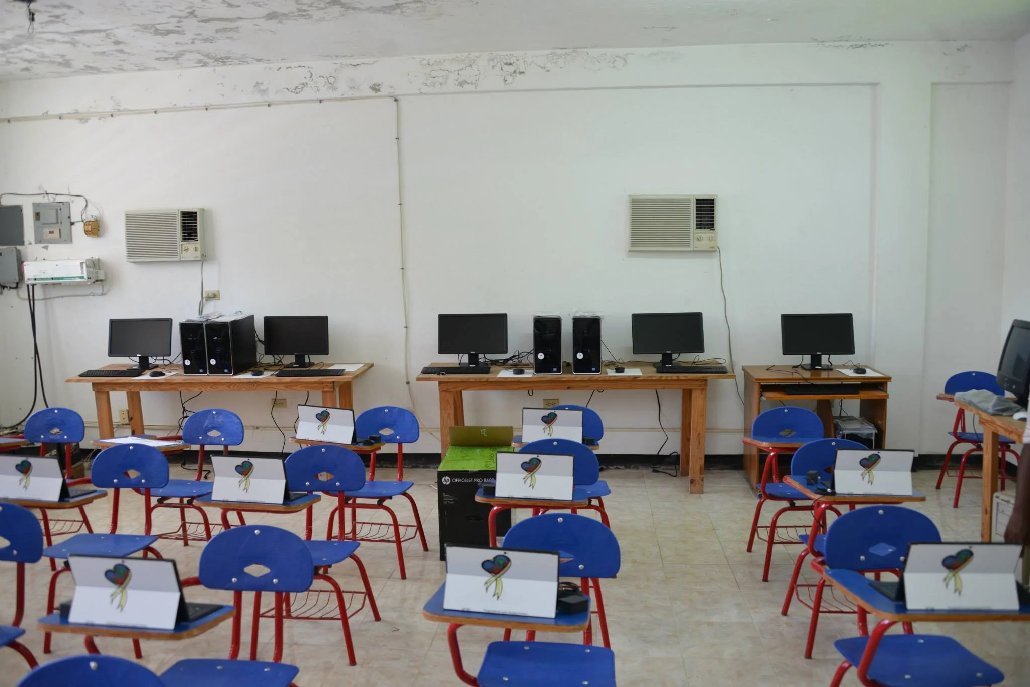 M4HcomputerRoom2.jpg