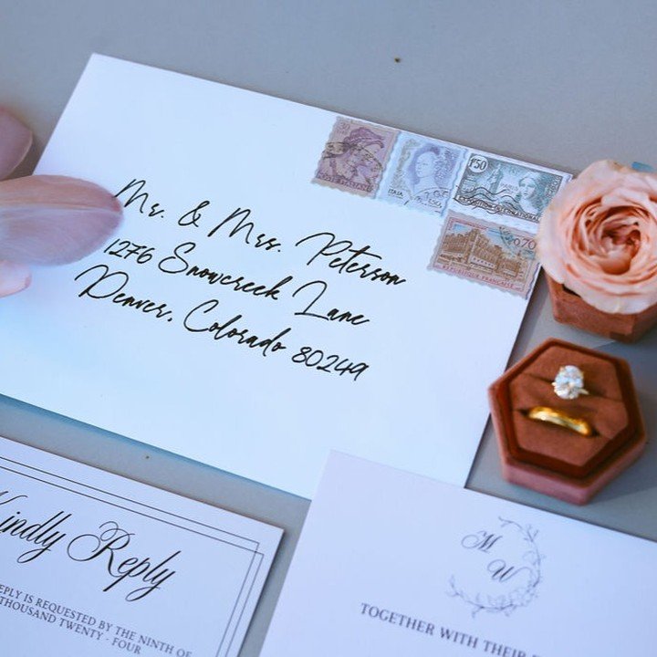 When the light hits just right...How sweet are these wedding details? 

Paper goods: @blackkat_ink 
Photography: @jordanvaughanphotography 
Florals: @brooksfloral 
Vendor Team: @moonrisefairy @highlands_ranch_mansion @nadia.noellephotography @silvast