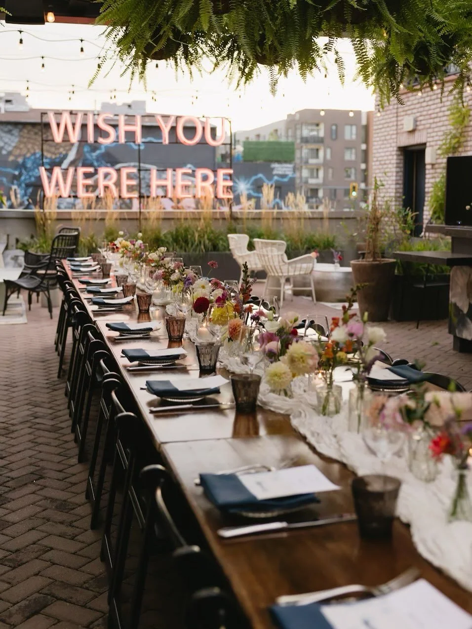 Megan &amp; Scott 🥂✨
.
.
.
#denverflorist #coloradoweddingflorist #weddingflorist #denverwedding #coloradowedding