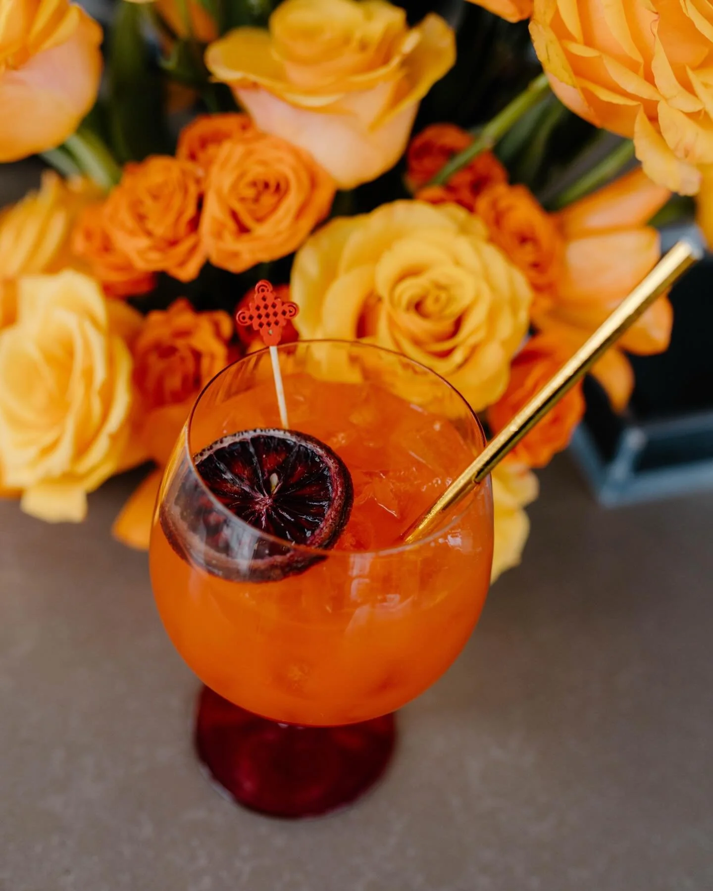 🍊🧡The happiest color. 
.
.
.
#denvereventflorist #denverflorist #coloradoflorist #eventflorist #floraldesign