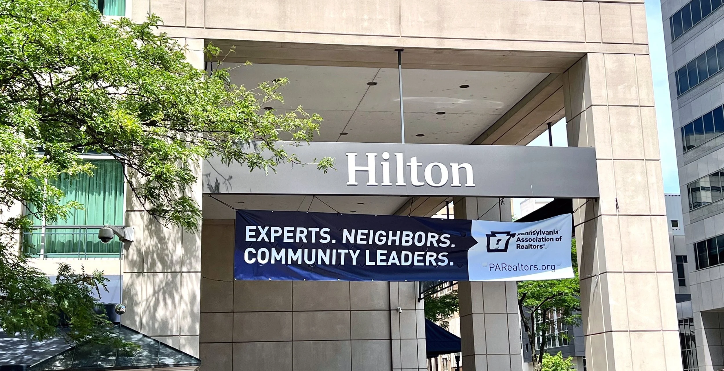 Hilton Harrisburg valet area