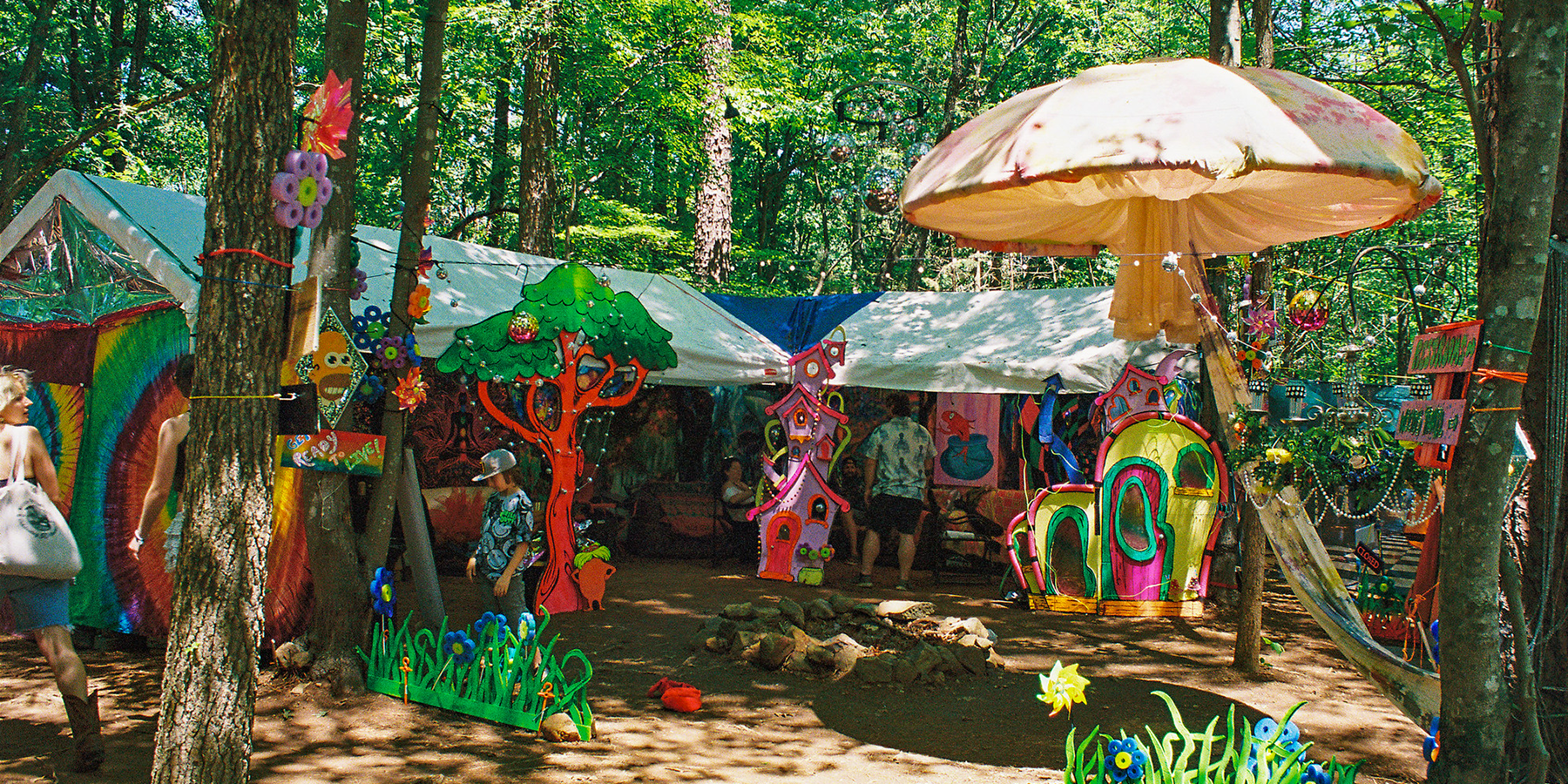 Camping_jellyfish_S26_Hannah.png