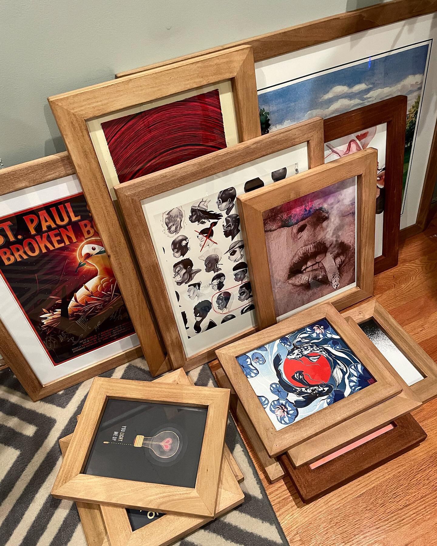 Frames on frames on frames #woodworking #customframes #poplar #chicago #homedecor #posterframes

Artists
@eroticwatercolorrr
@ponnopozz
@jetsah
@pilsenartscommunityhouse
@hebrubrantley
@stpaulandthebrokenbones