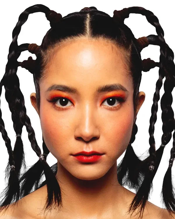 shop_0006_3. Portrait B1.webp
