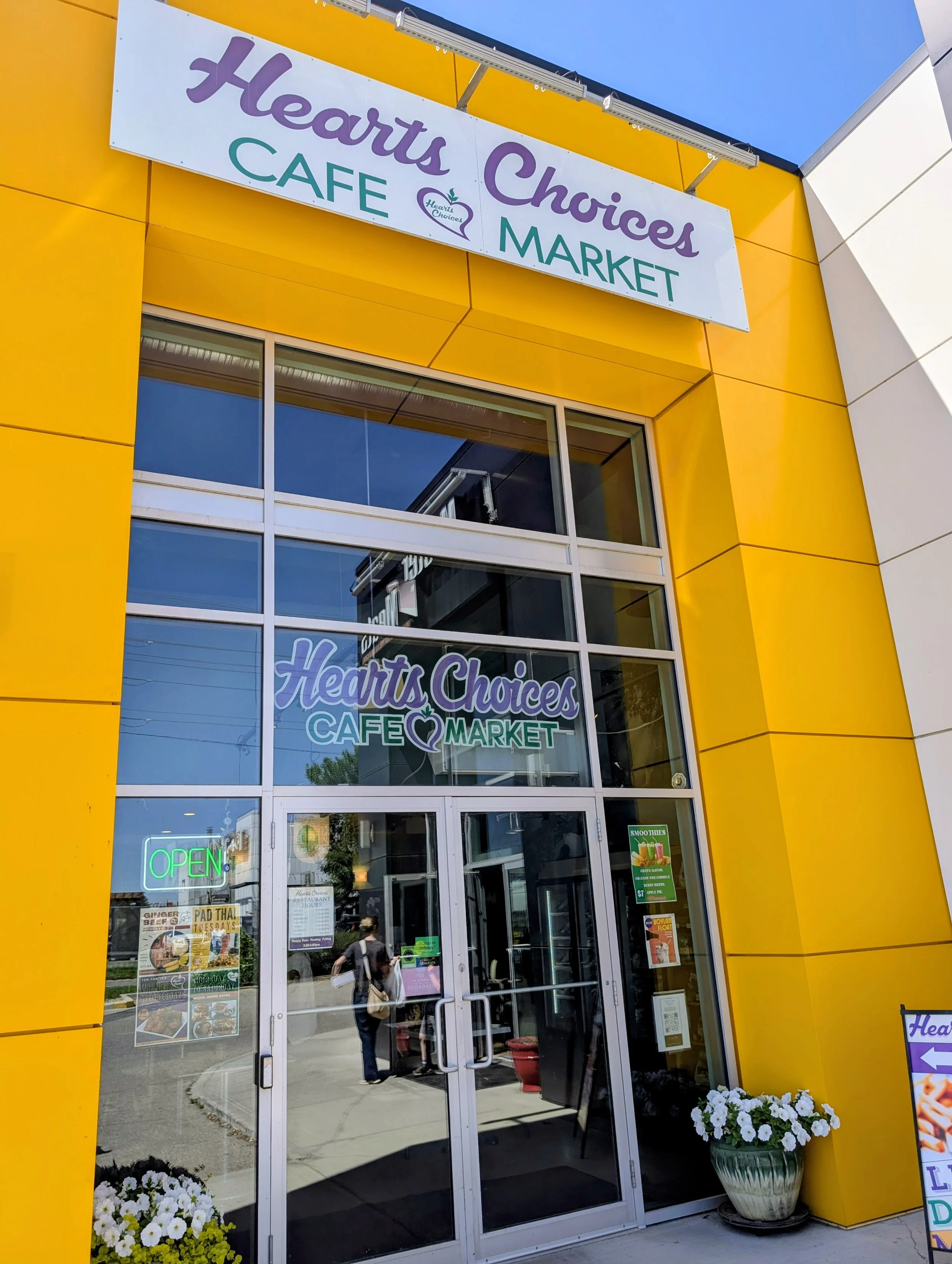 Hearts Choices Cafe & Market, Calgary