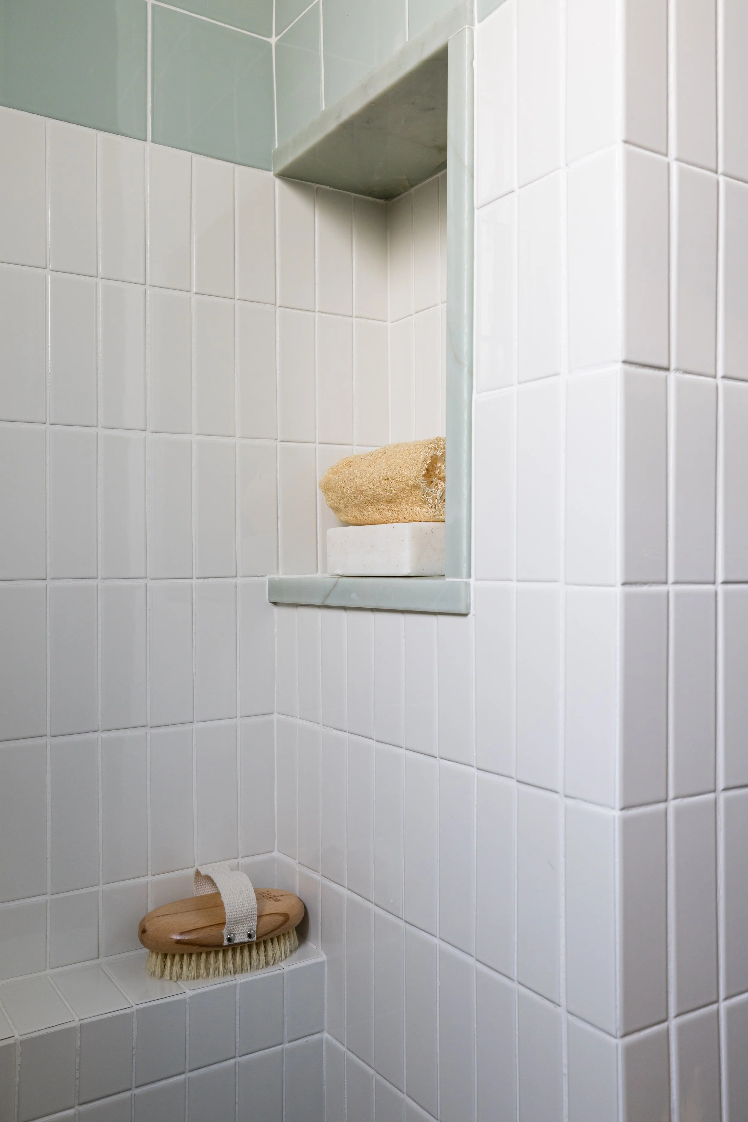 1743 Pilgrim Ave 10.jpg