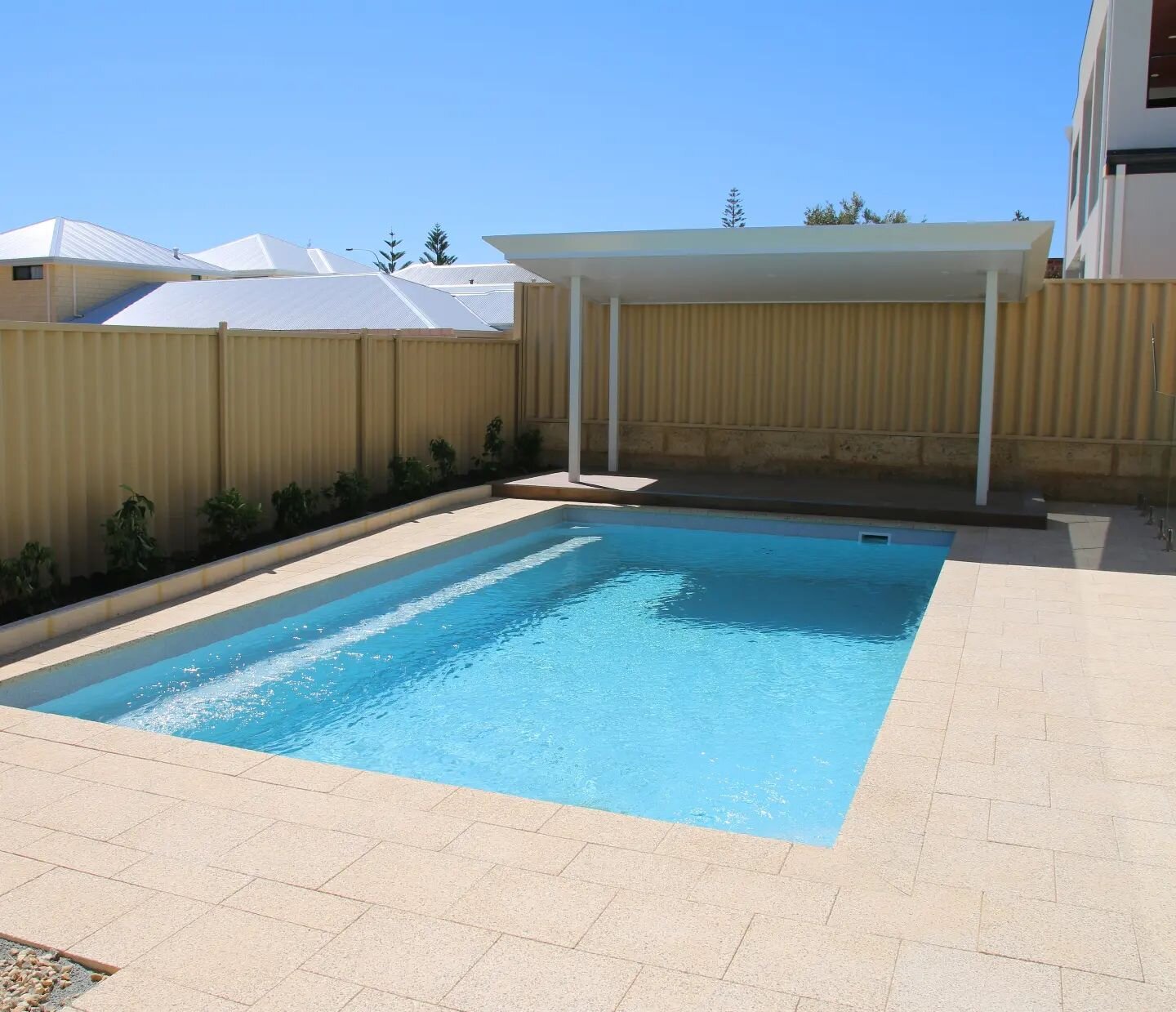 | Iluka | flash back to this complete poolside project. Jarrah paving is a great substitute for decking complementing the pool paving perfectly.