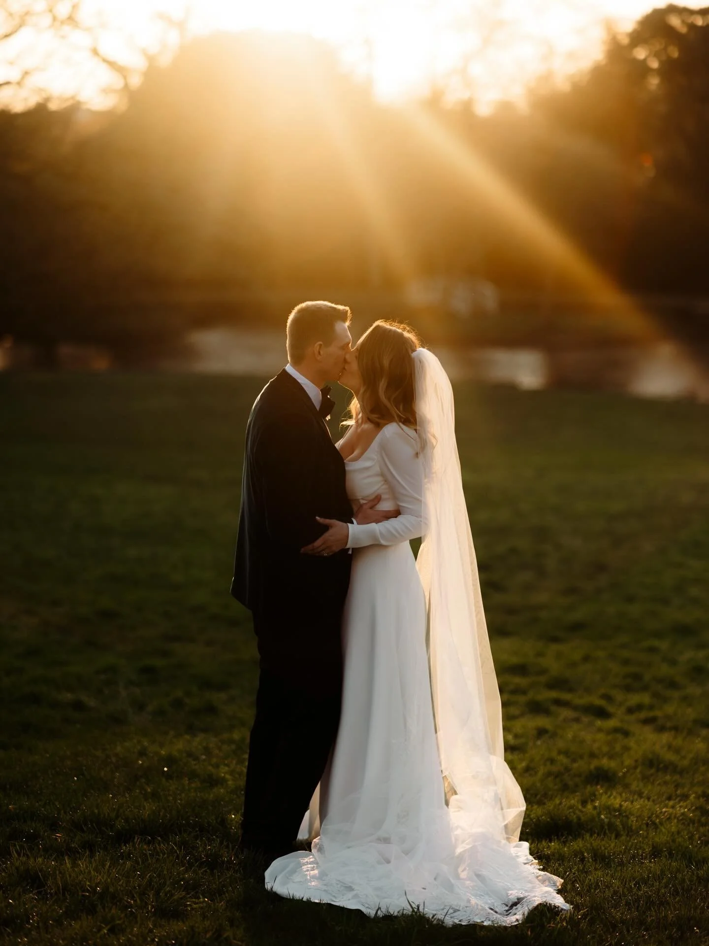What a way to end the year! ☀️ 
Congratulations R+G! 
This lovely couple had their special day yesterday on New Years Eve at @clevedonhall with the most perfect weather. 

That winter sun was just incredible before the wedding breakfast and made for 