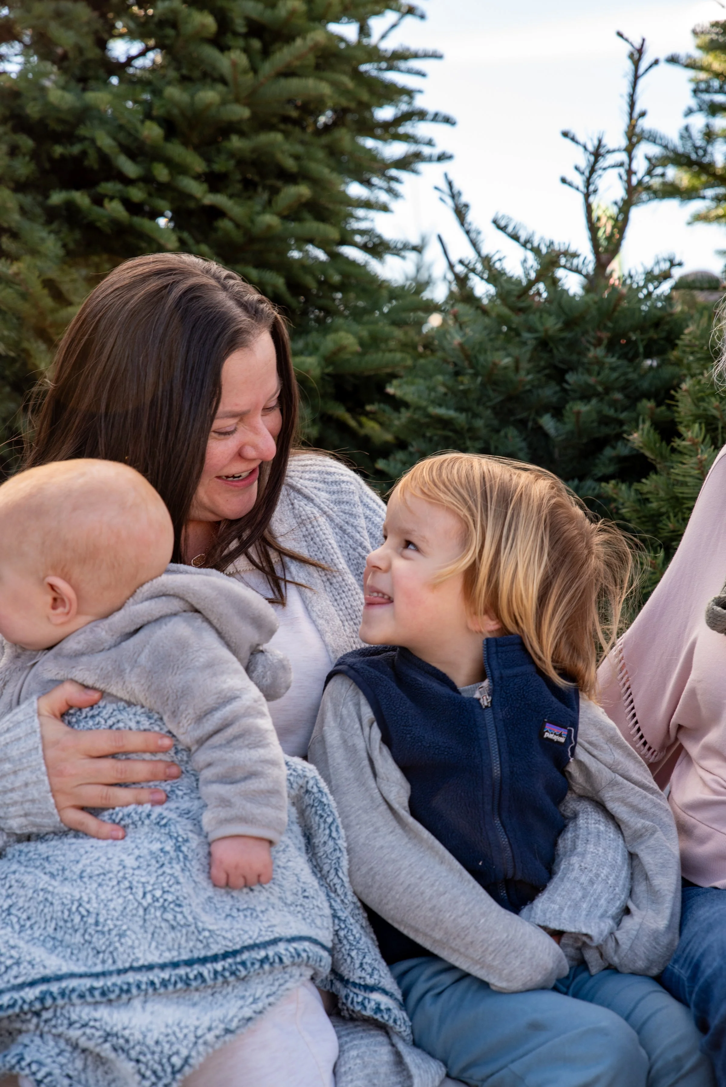 Dani & Family-45.jpg