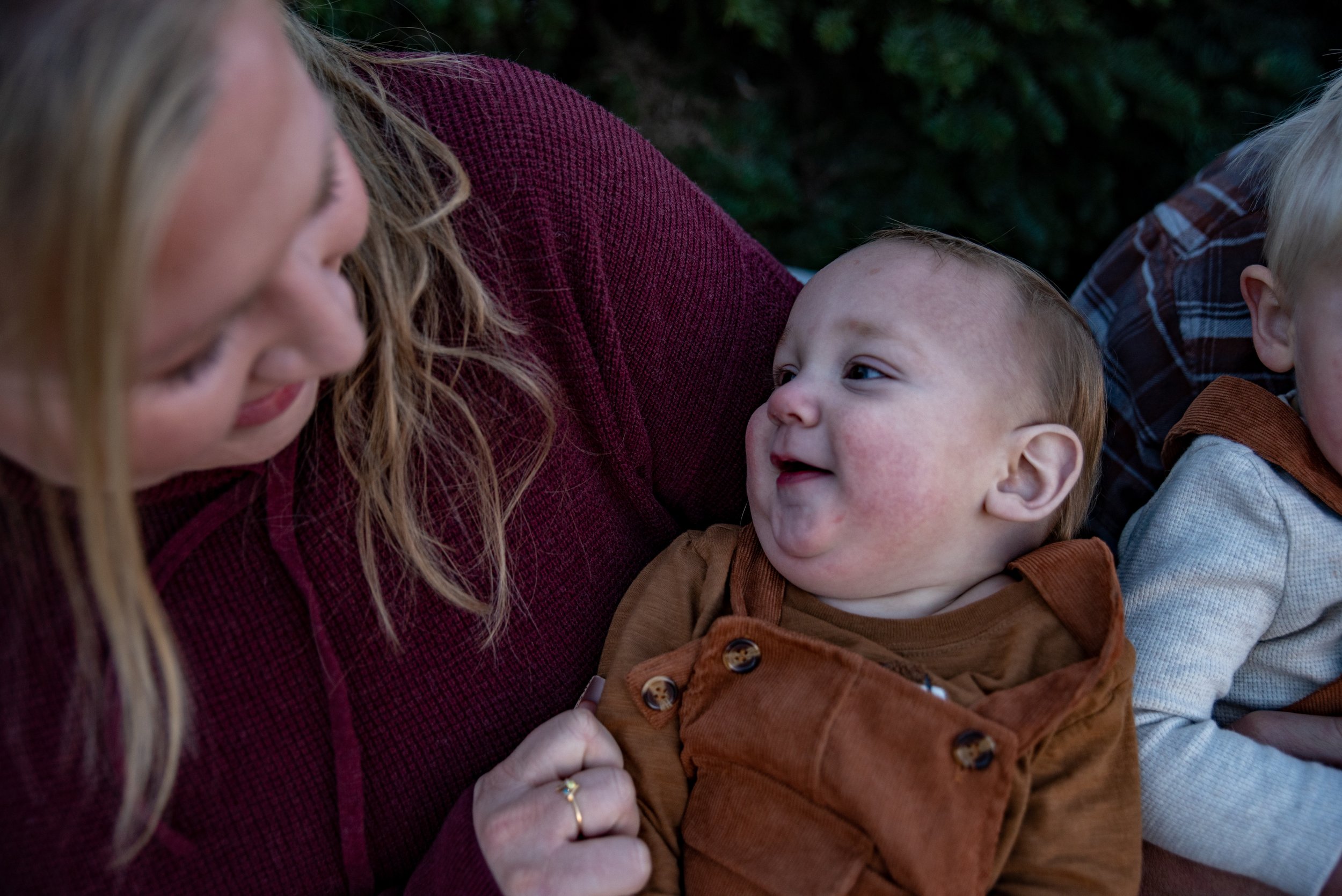 Sarah and Family-27.jpg