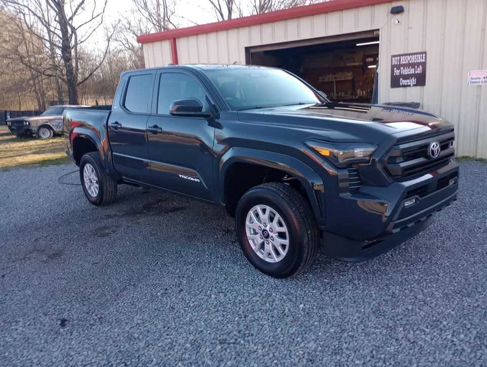 Toyota Tacoma