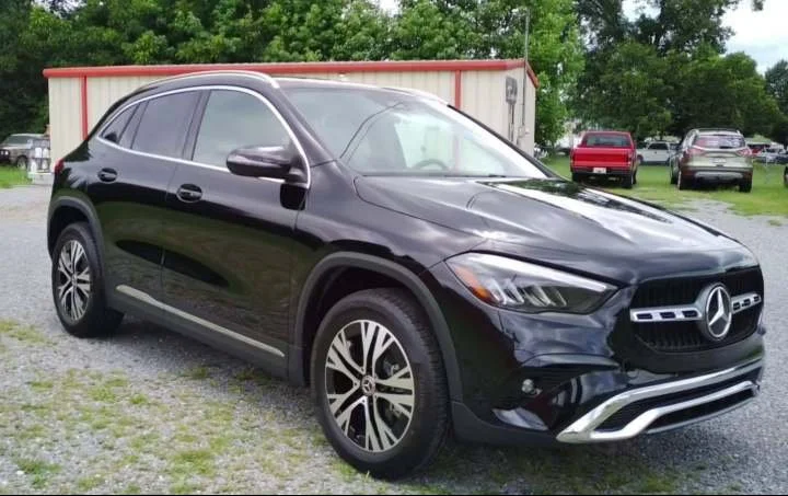 Mercedes