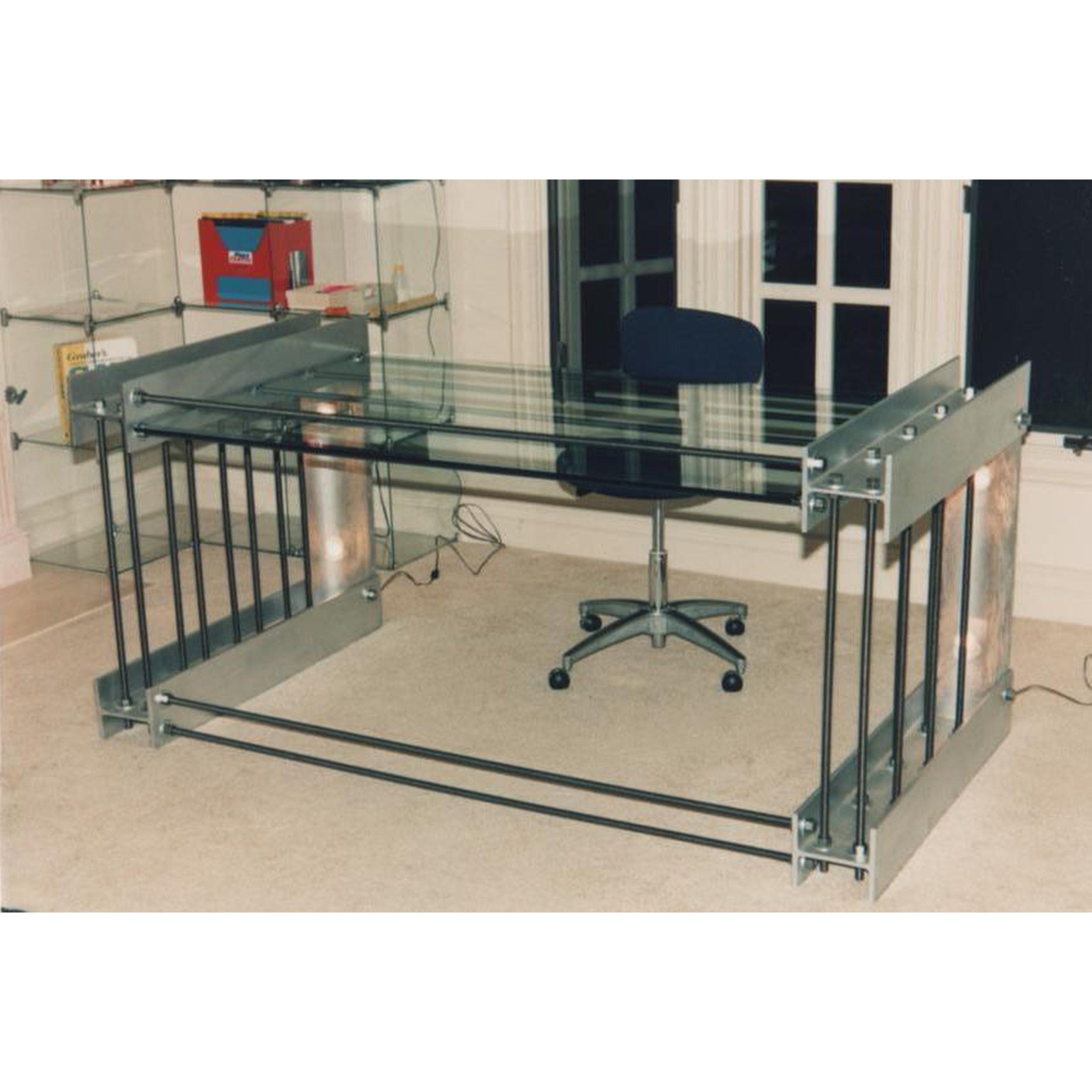 Sans titre bureau lumineux 1996 acier, verre et ampoule