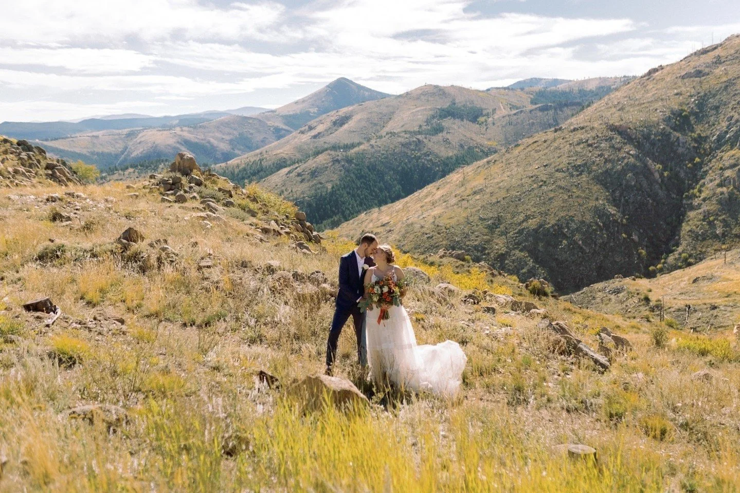 We are beyond thrilled to hang out with these two on another mountaintop this weekend, celebrating Lauren&rsquo;s best friend. Let&rsquo;s get Kelsey + Carrington married!

Photographer: @alchemy_creative
Venue: @goldhillinn
H+MU: @thebridalgoddess
F