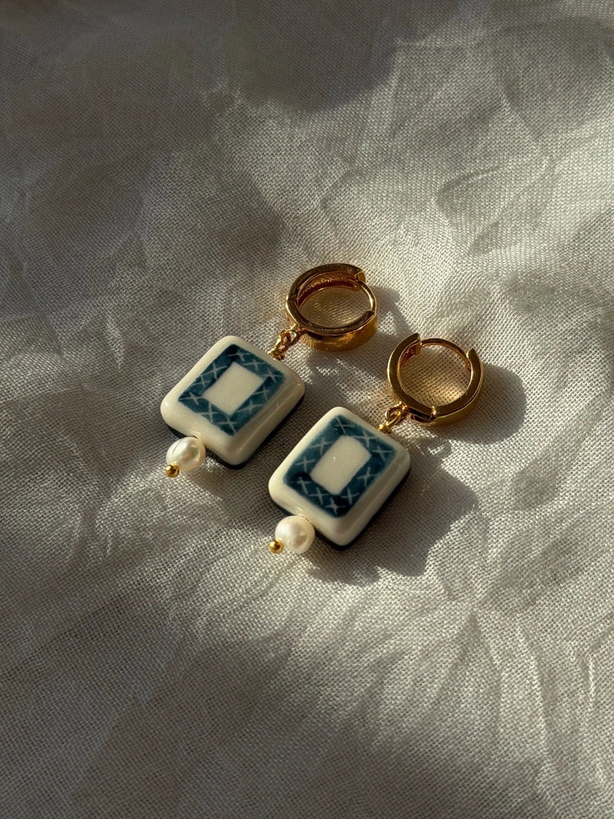 White Dragon Mahjong Earrings - special edition (Deep blue)