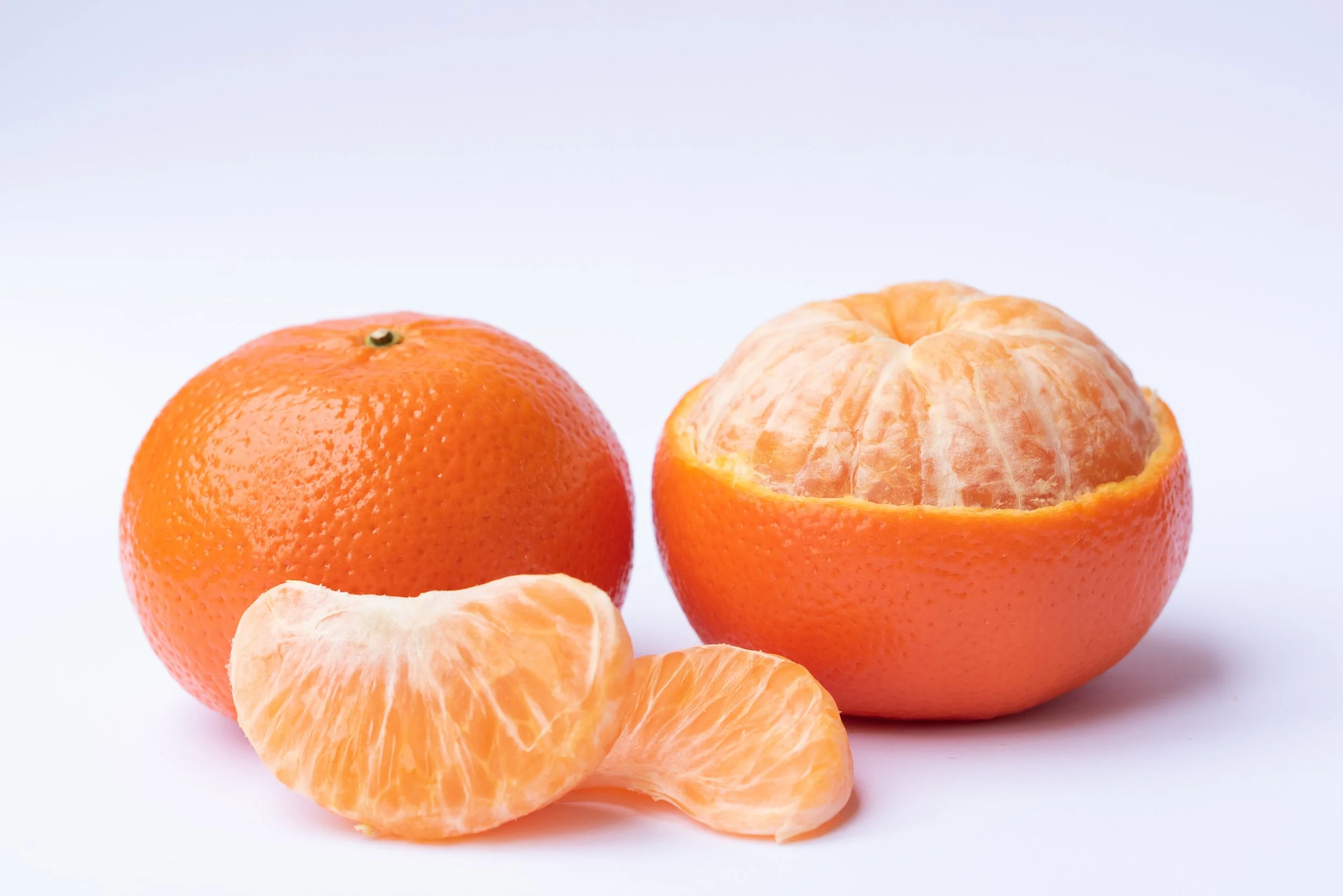 Peel-semi-peeledfruit(nexttounpeeledfruit) (2 of 6).JPG