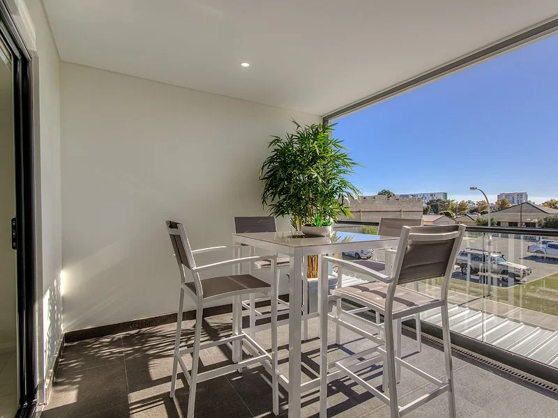 16 Balcony Alfresco (1).jpg