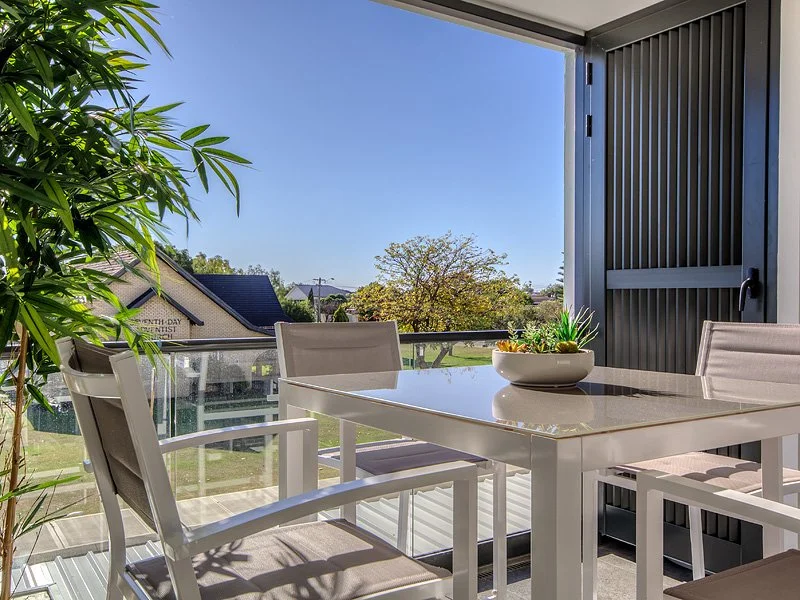 17 Balcony Alfresco (2).jpg