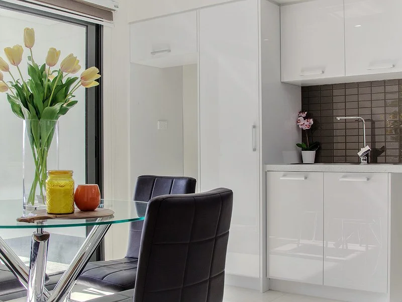 9  Dining and Kitchen.jpg