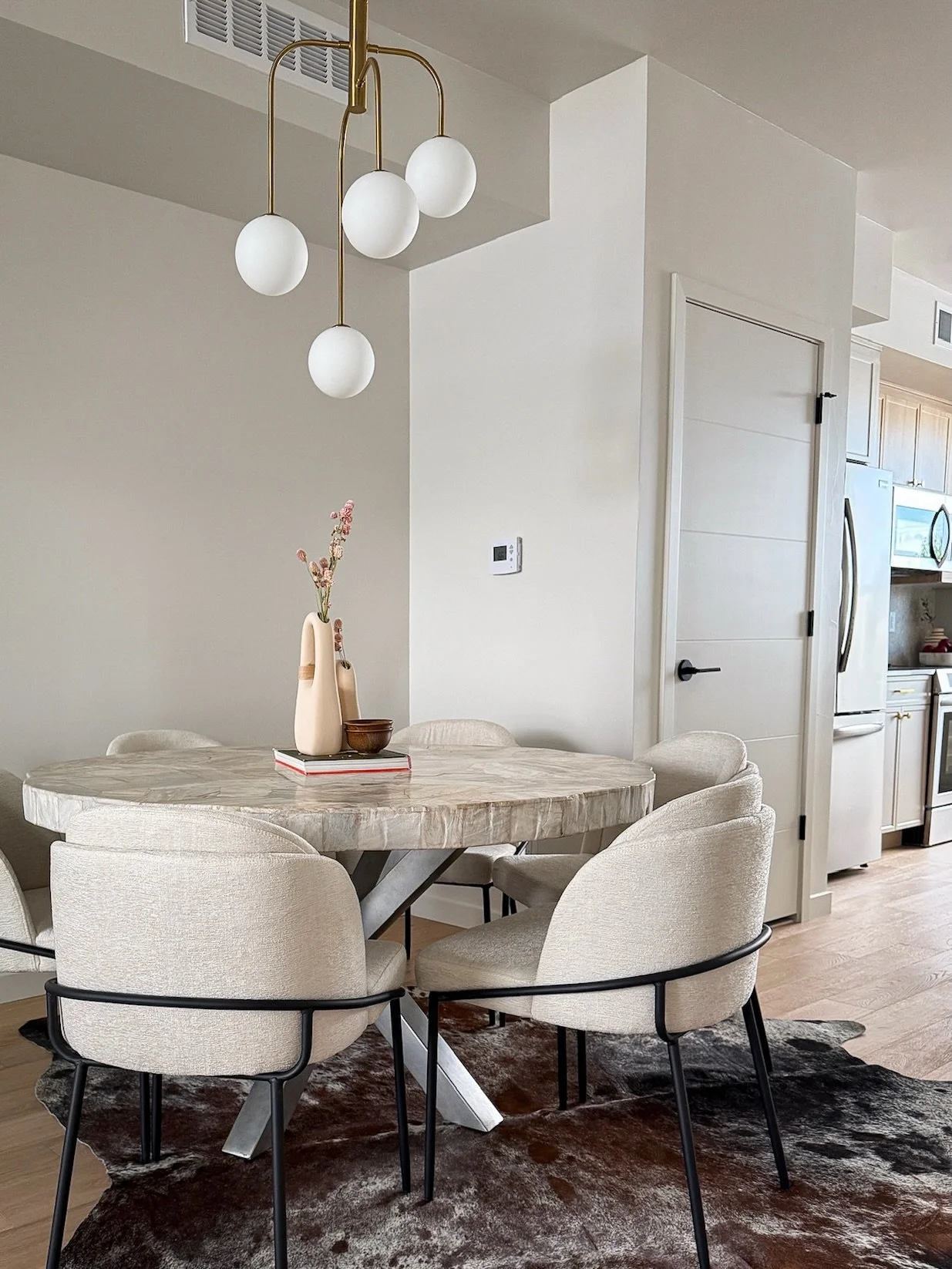 Such a fun project last week! These townhomes are in such a great location and have incredible STR opportunity. Check the out!

Wolff Street Townhomes
4819 W 10th Ave, Denver

Listing: @househackingwithgarrett 

#denverrealestate #denverrealtor #home