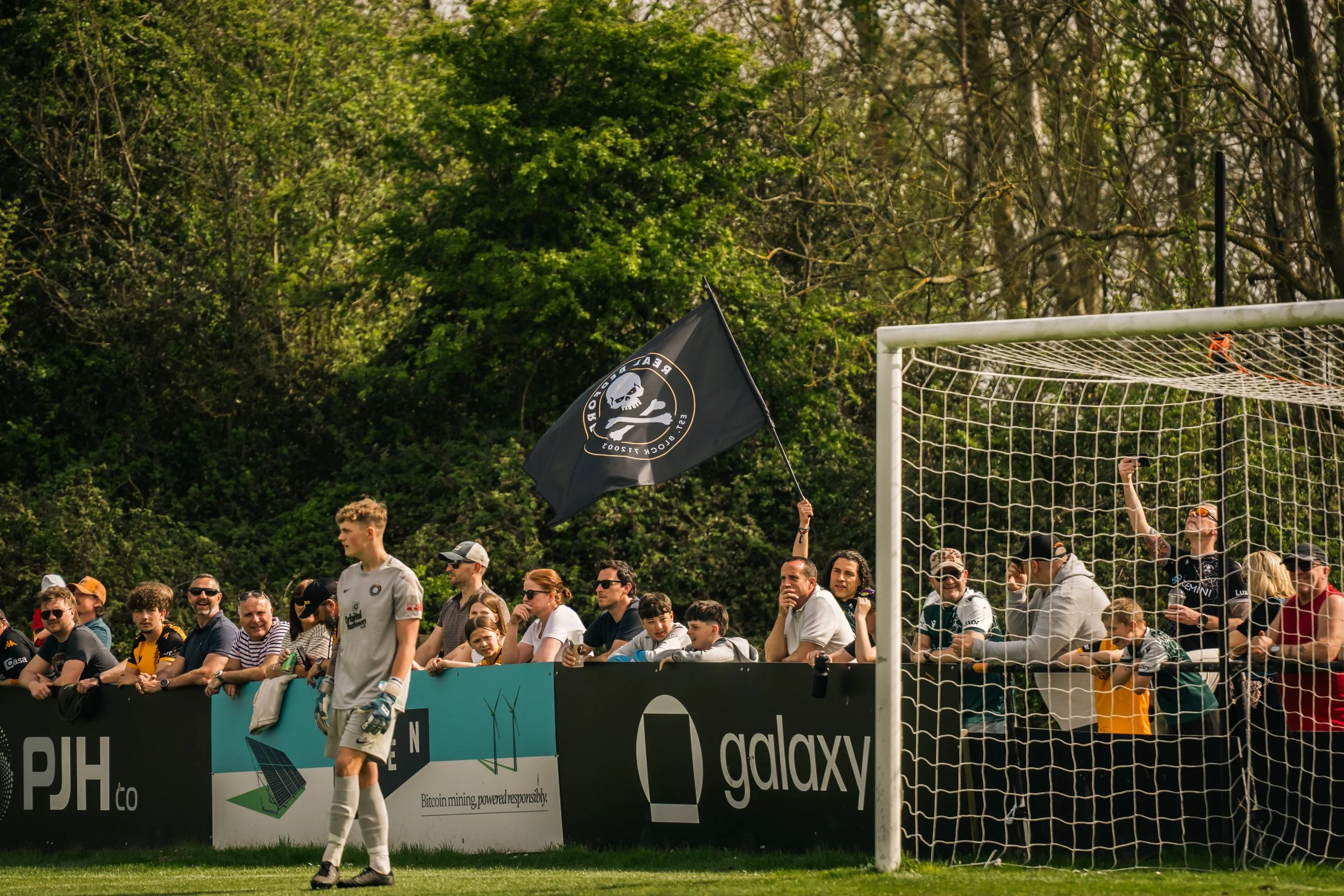 Debut goals for Cartwright and Allen in dominant Corby win