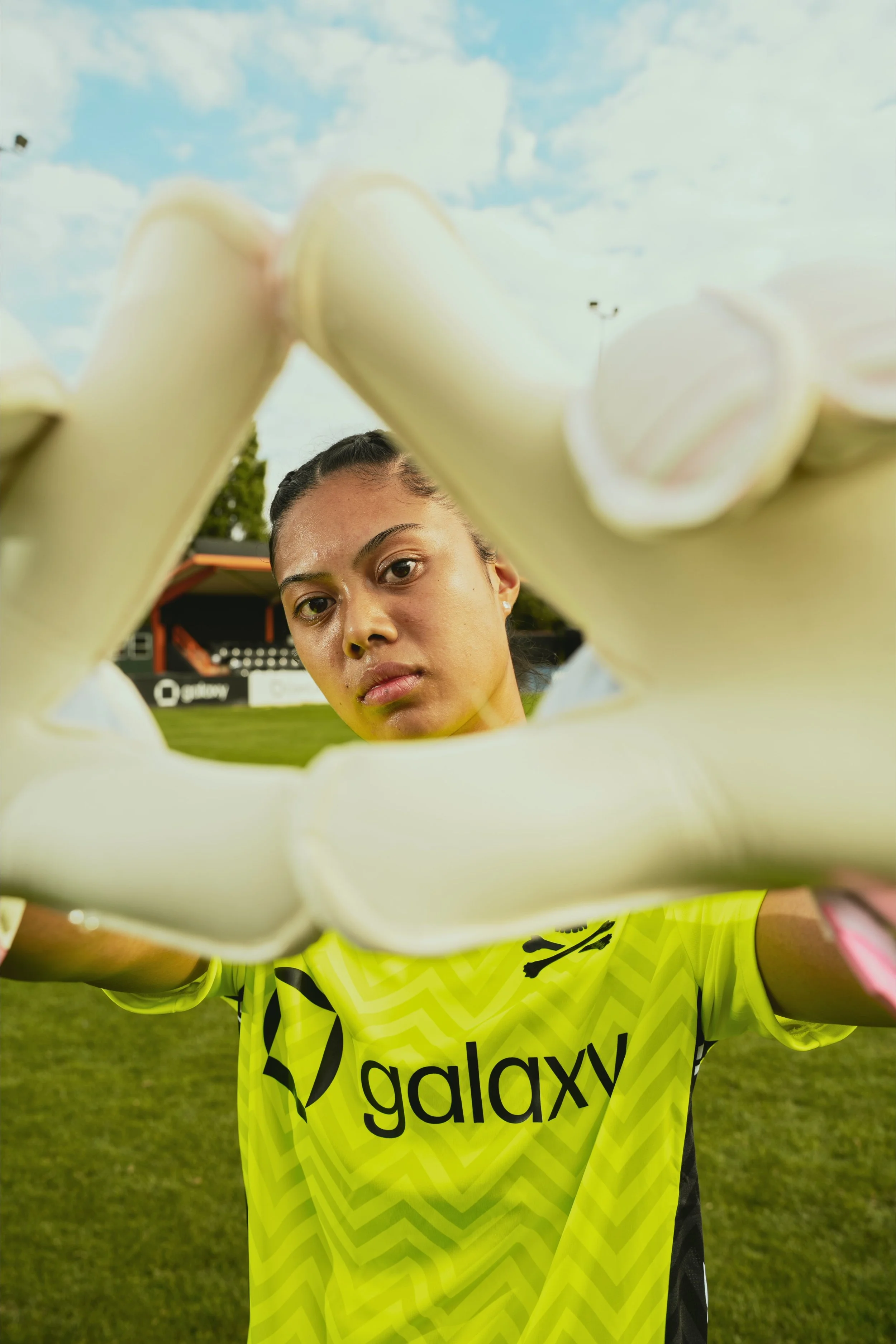 V1-0003_RBFC WMNS 24AUG25 Signings-4.00 copy.jpg