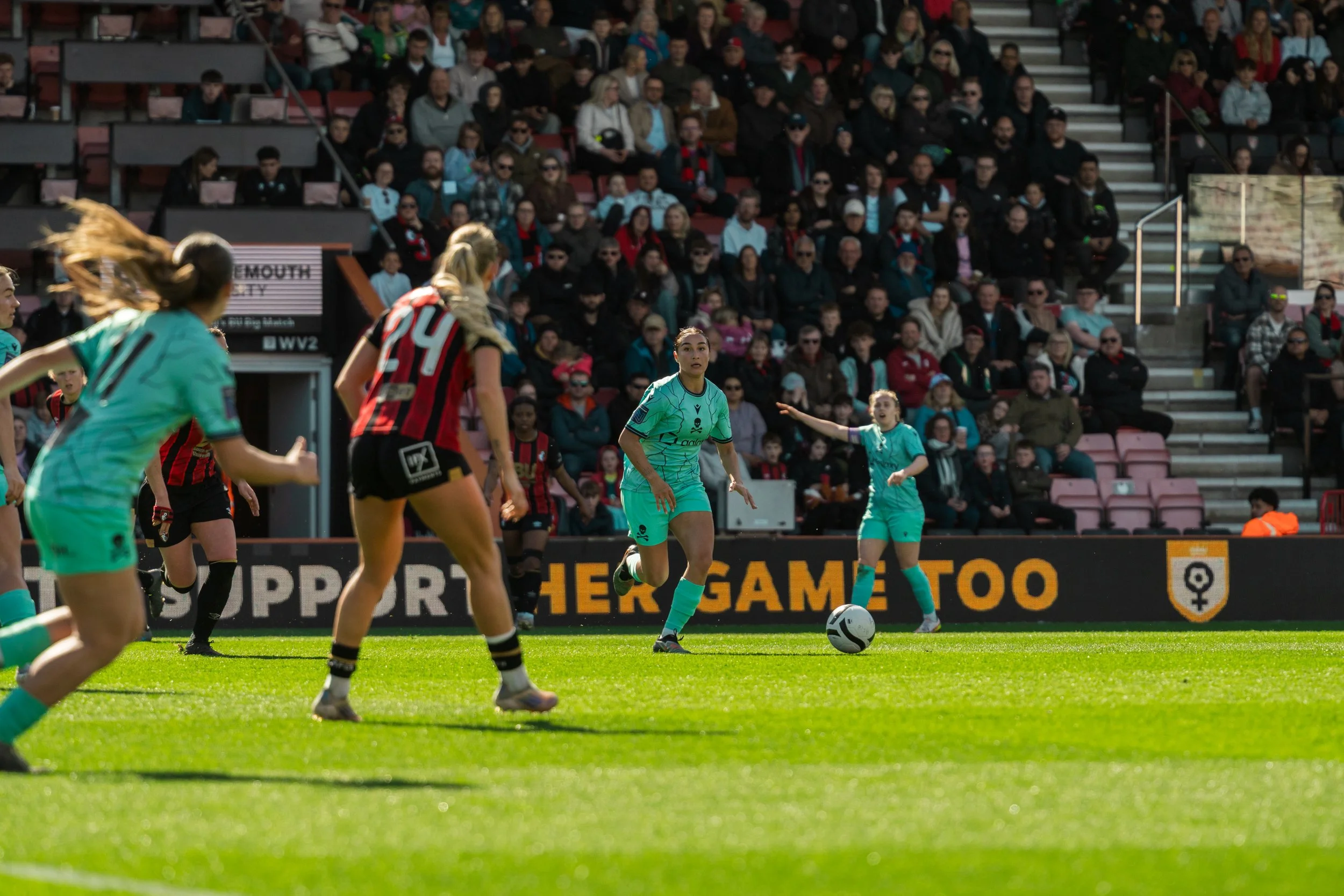 RBFC WMNs v Bournemouth 12APR26-112 copy.jpeg