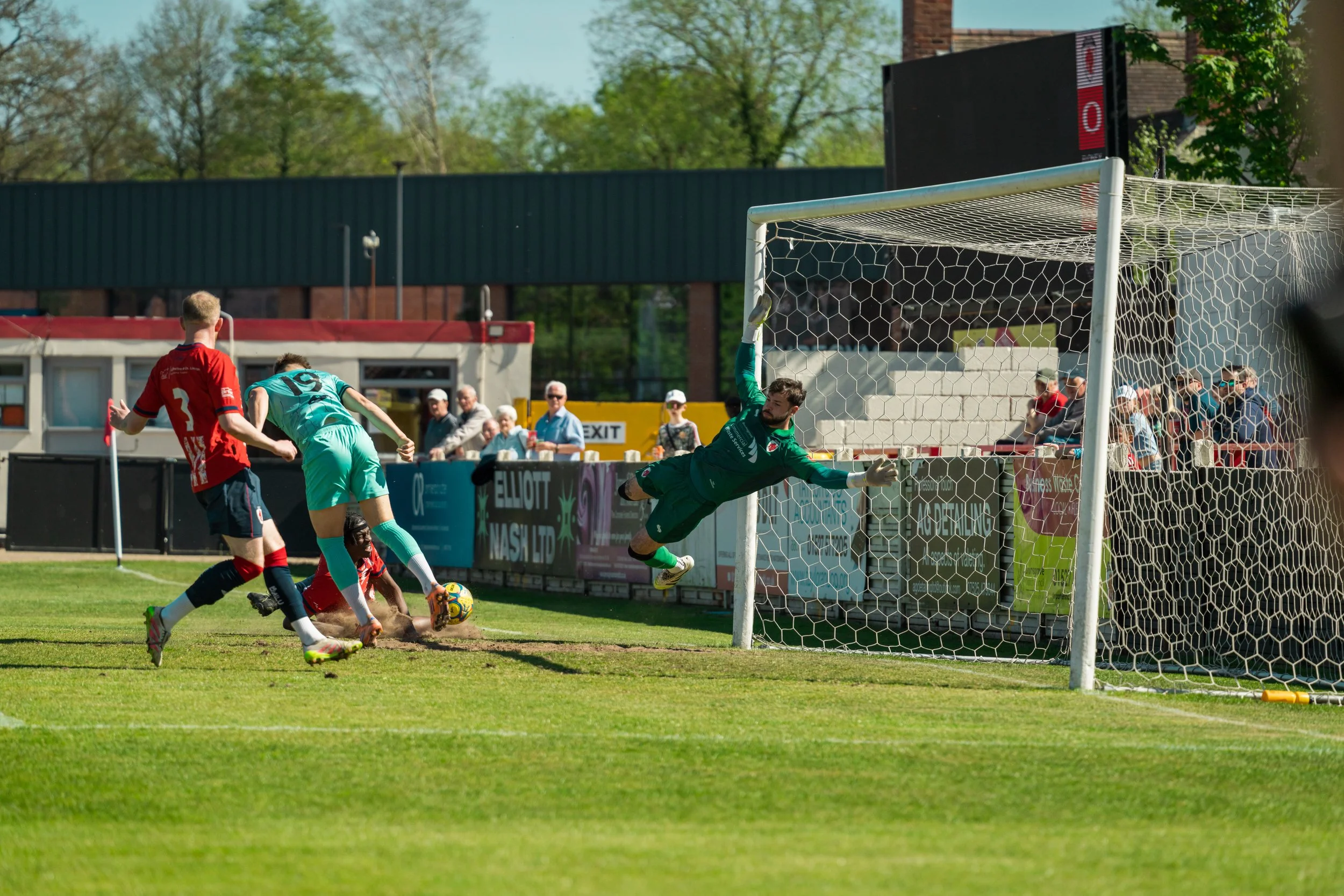RBFC vs Bromsgrove 25APR26-46 copy.jpeg