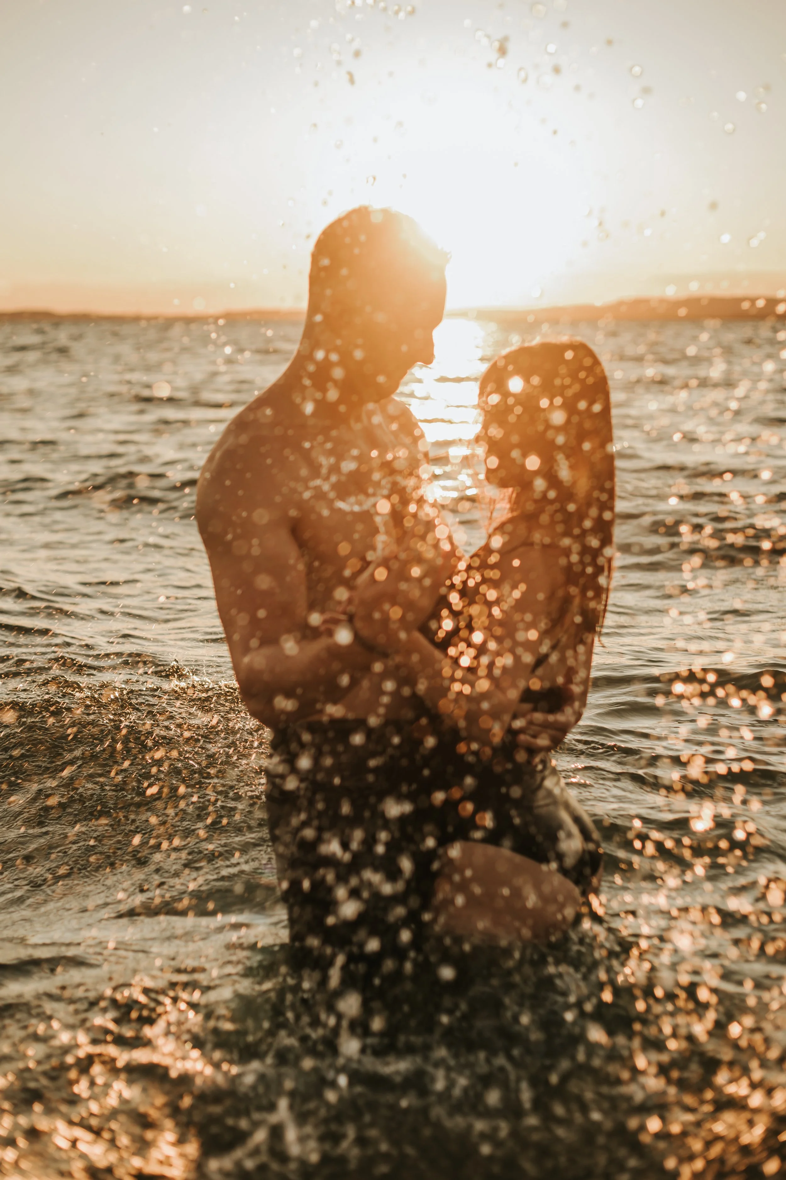 seance photo golden hour couple marseille provence