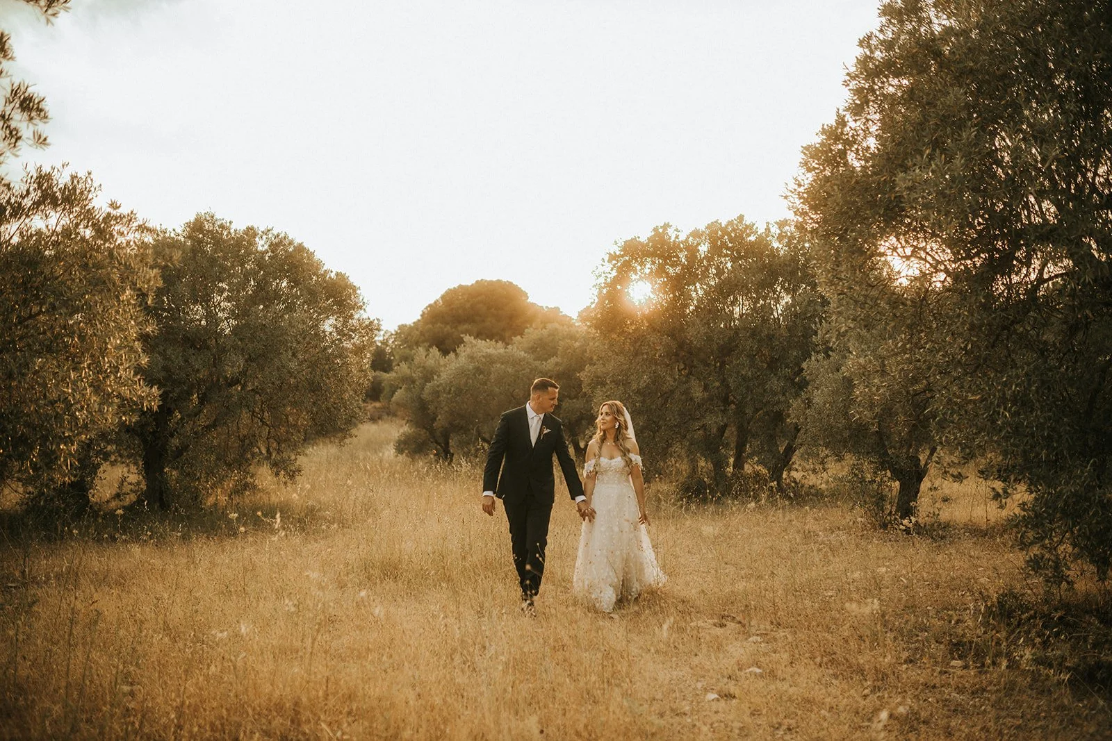 Mariage au Château St Hilaire - Coudoux en Provence 