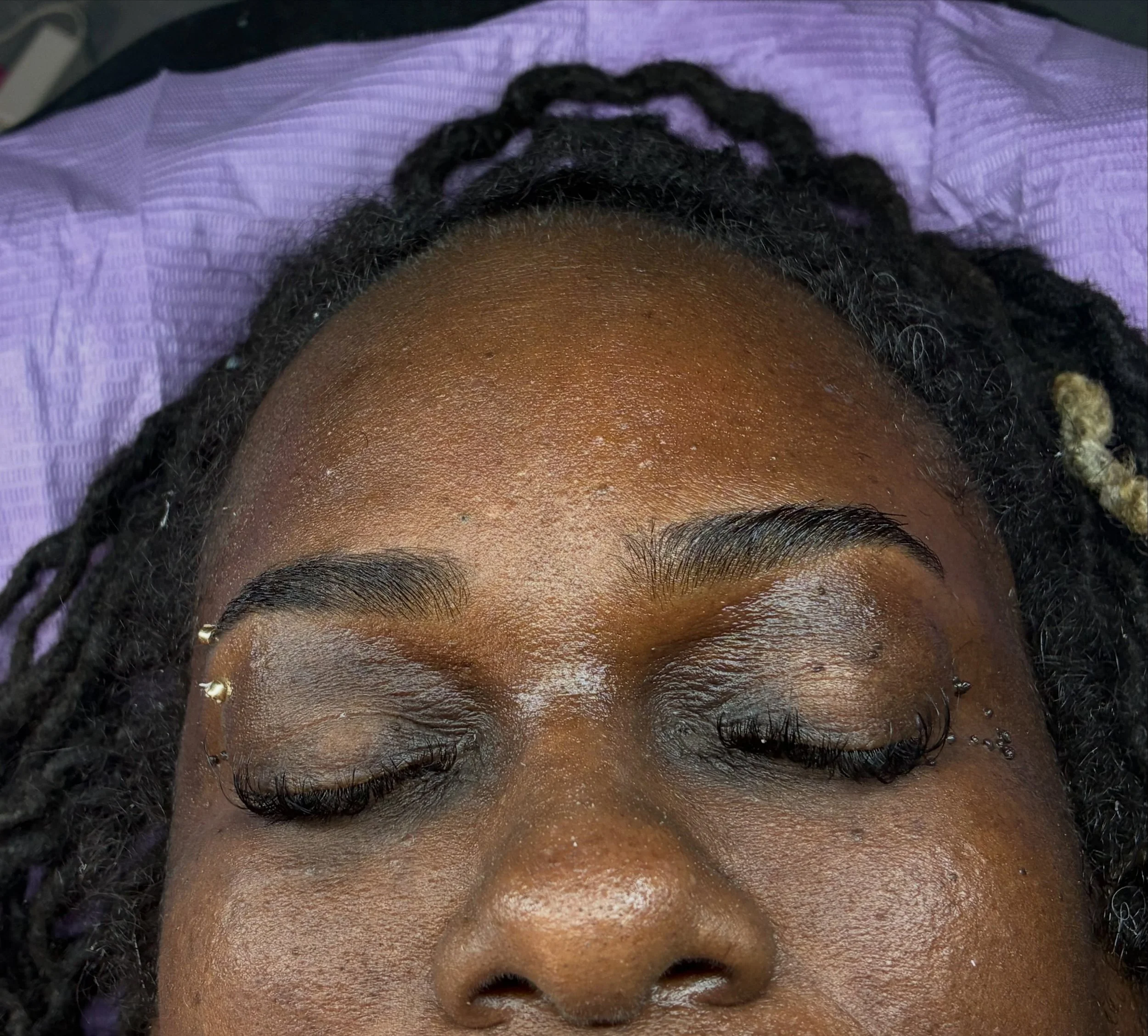 introducing the Z&rsquo;Brow Bundle, this is a brow wax with brow mapping! 😁