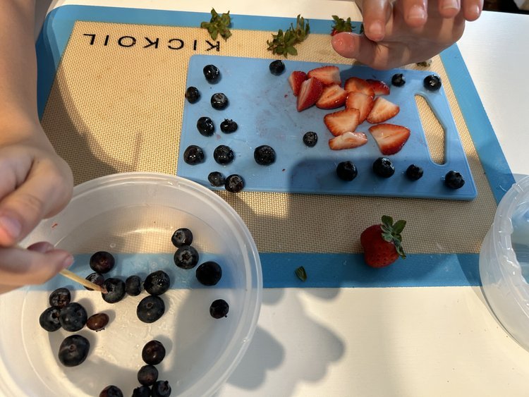 Healthy Snacks, Happy Kids: Why Nutrition Matters After School