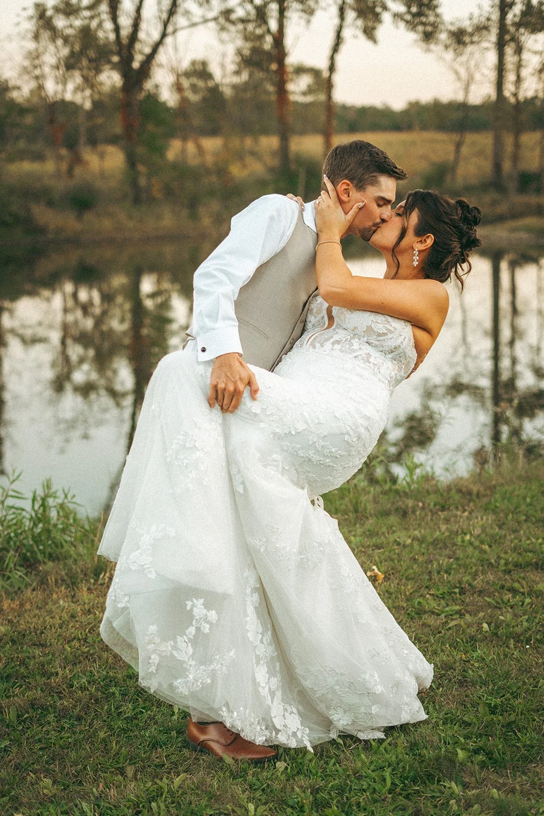 jenni-hecht-photography-wedding-carlie-sawyer-90469.jpg