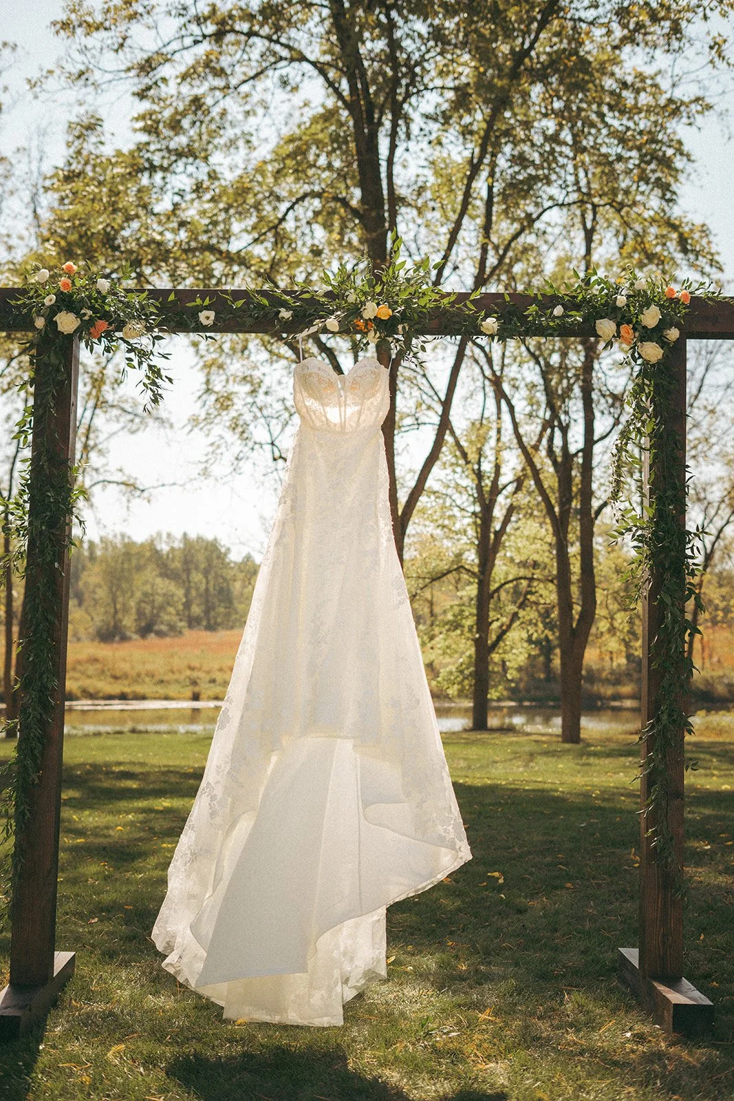 jenni-hecht-photography-wedding-carlie-sawyer-84703 (1).jpg
