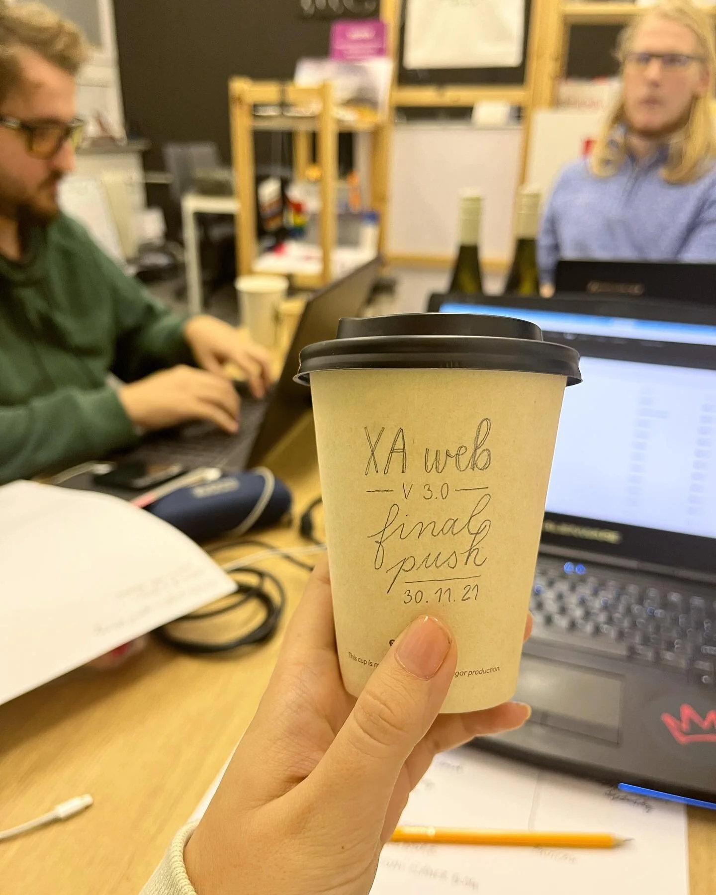 Congratulations. You finished xtreme mode in &ldquo;My ten web zvl&aacute;dneme&rdquo;, the Game.

Tak to shrneme:
&bull; 20 hodin v kuse v kanclu na spu&scaron;těn&iacute; je dobr&yacute; achievement. (Ale nestačil.)
&bull; Když nem&aacute; ani fron