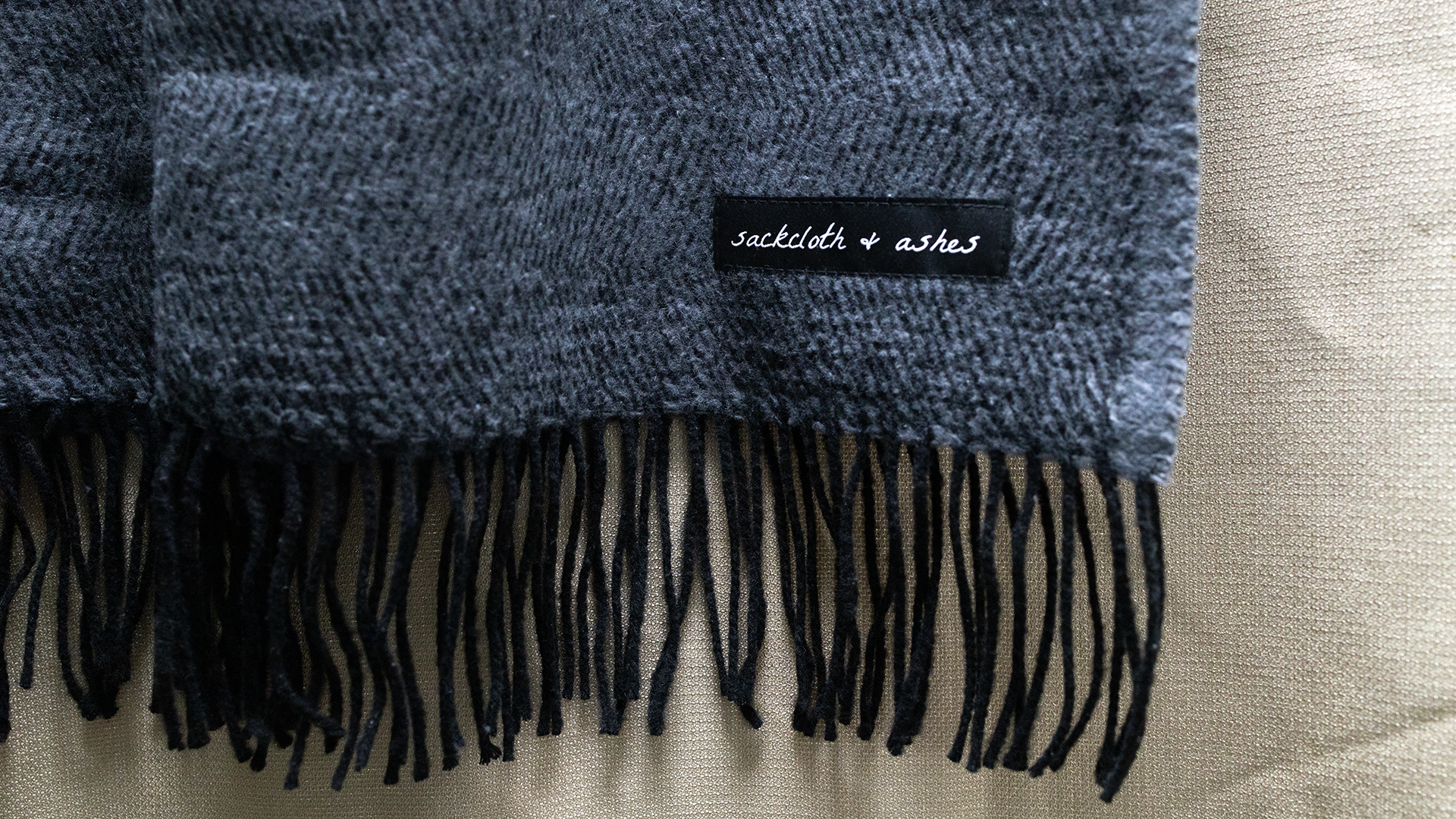 SW-Products-Blanket-Gray-1920x1080.png