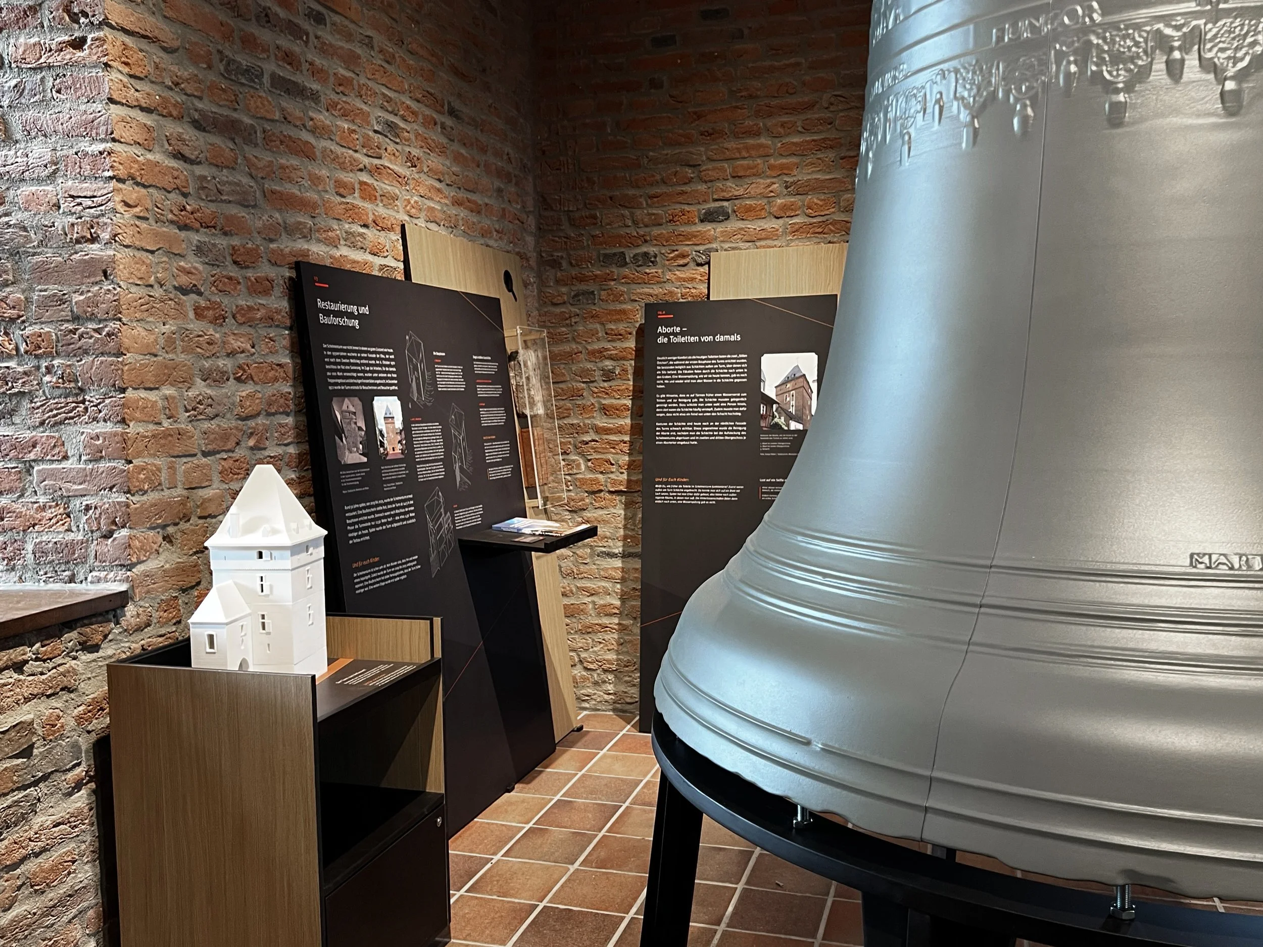 Ausstellung im Schelmenturm in Monheim am Rhein