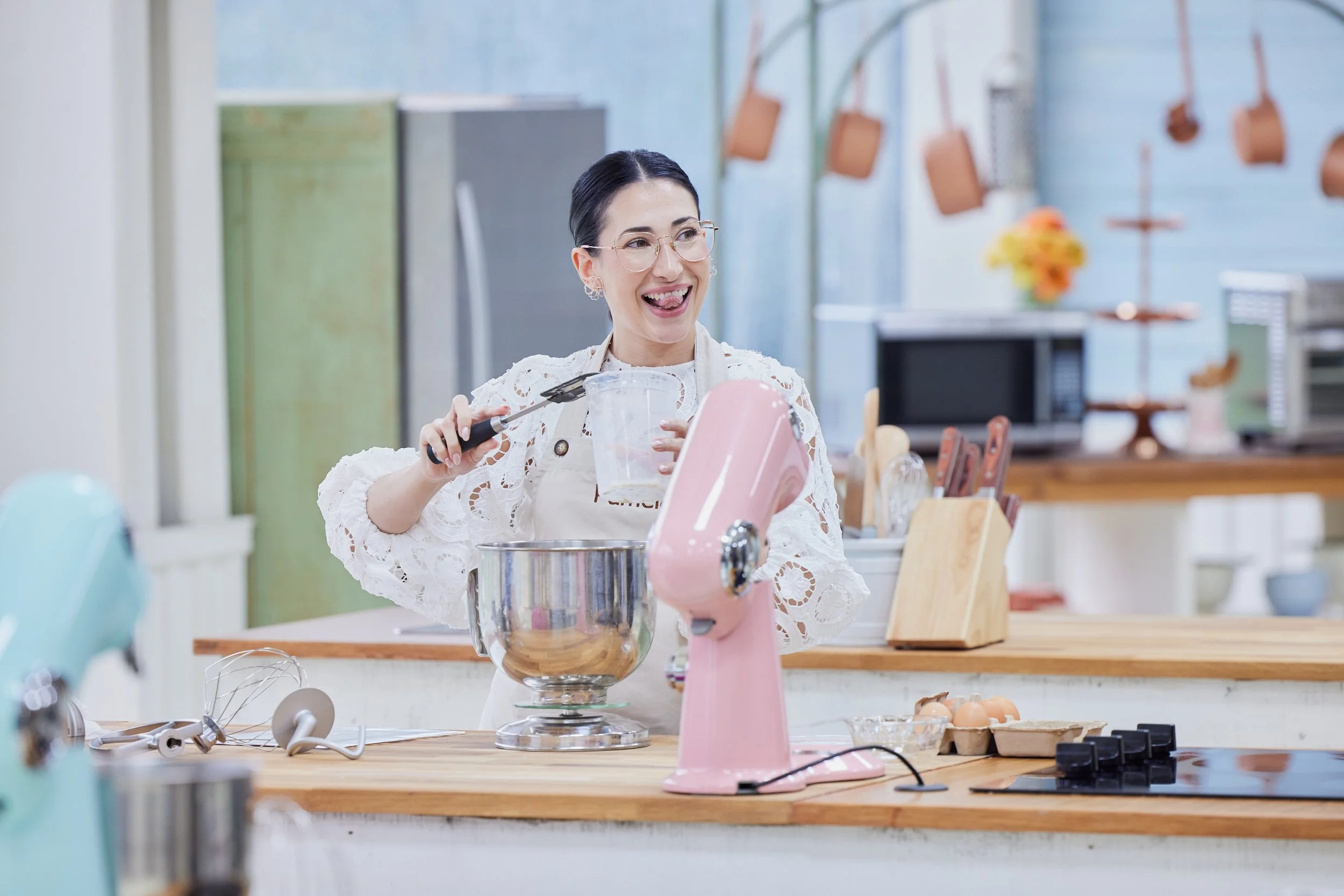 Frosted with Love: A Valentine’s Cupcake Decorating Workshop