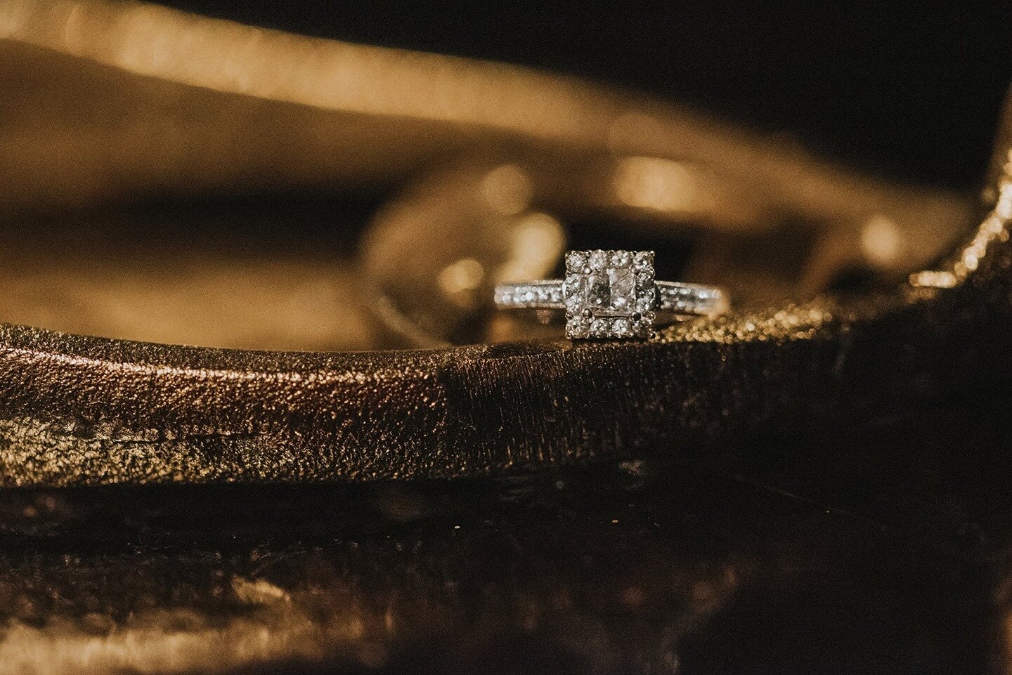 There's nothing prettier than ring shots 😍⁠
If you're planning to propose, check out the link in bio to learn why you need a proposal photographer 💍