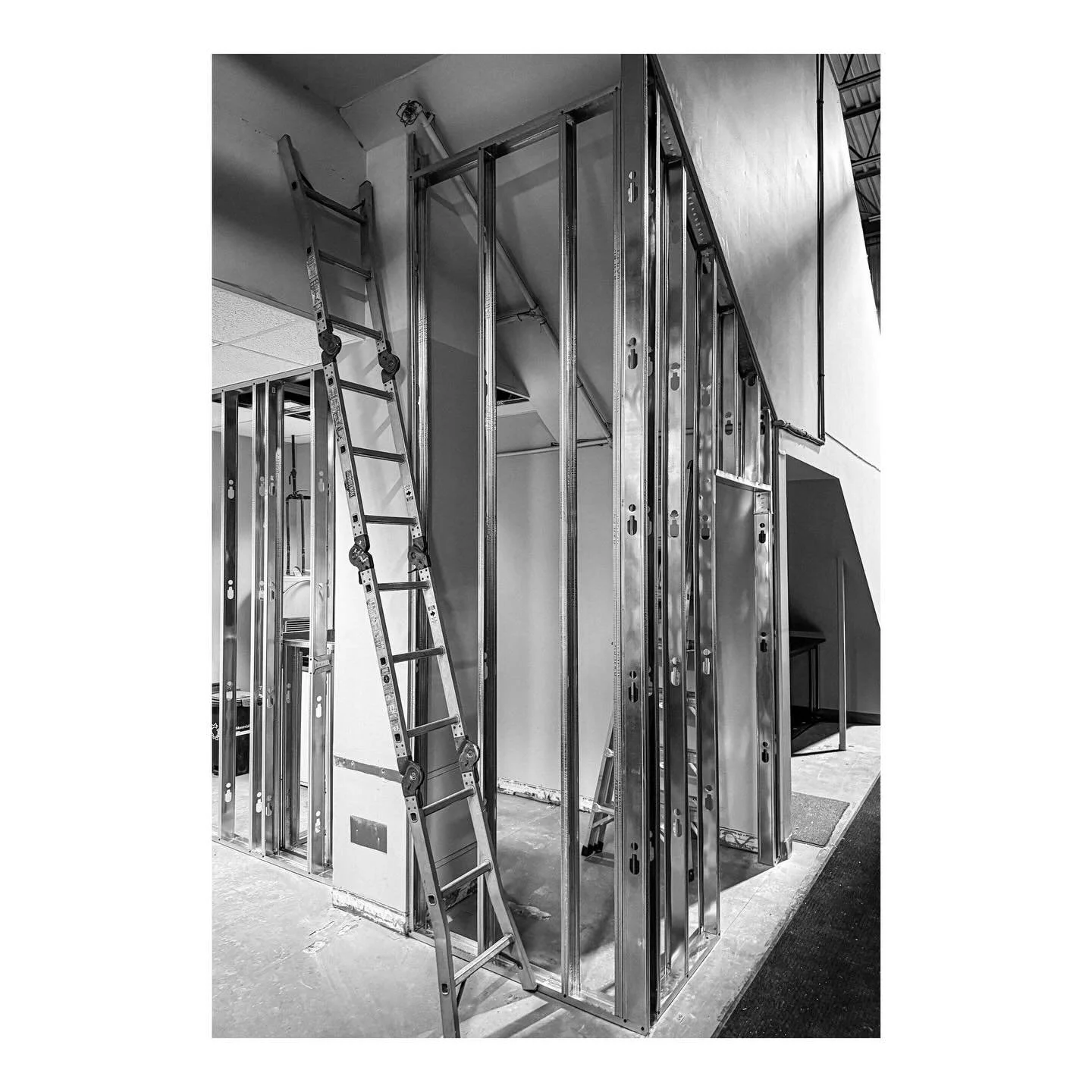 The beauty of what usually stays hidden. 

Design + coordination by Anthem. In collaboration with @rtx_construction. 

Groupe Anthem :: Architecture + Structure | 438-391-7027
#architecture #Montreal #behindthebuild